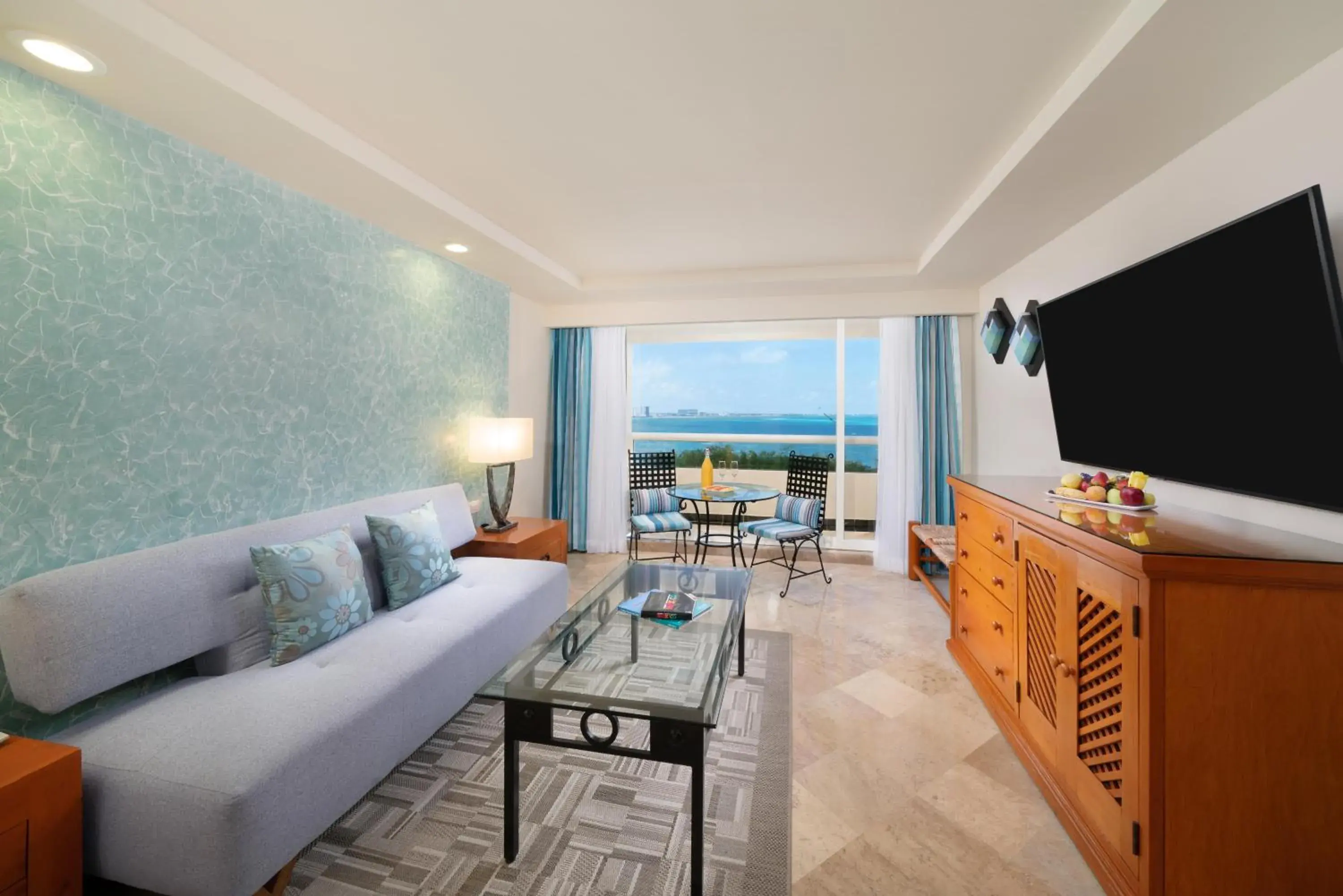 Sens Junior Suite in The Sens Cancun by Oasis - All Inclusive Sens Junior Suite in The Sens Cancun by Oasis - All Inclusive