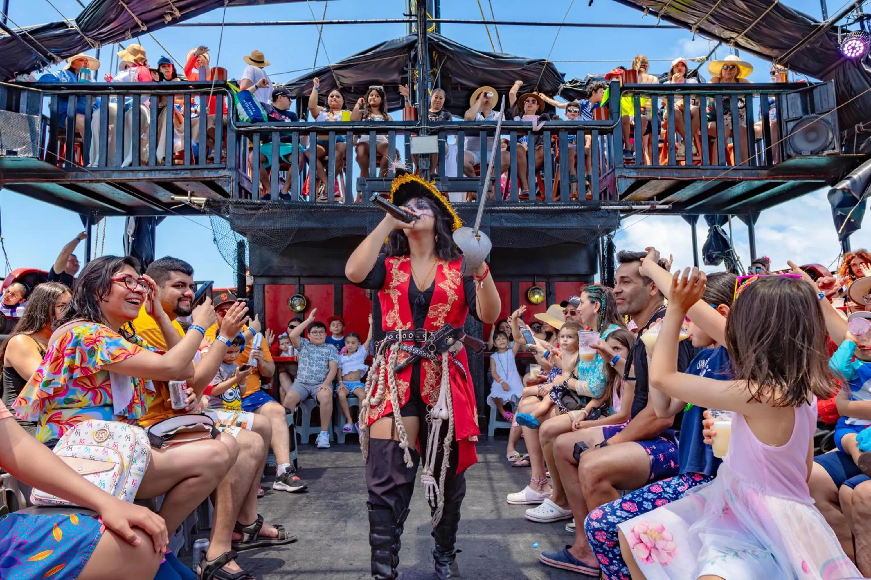 Nightclub / DJ in The Sens Cancun by Oasis - All Inclusive