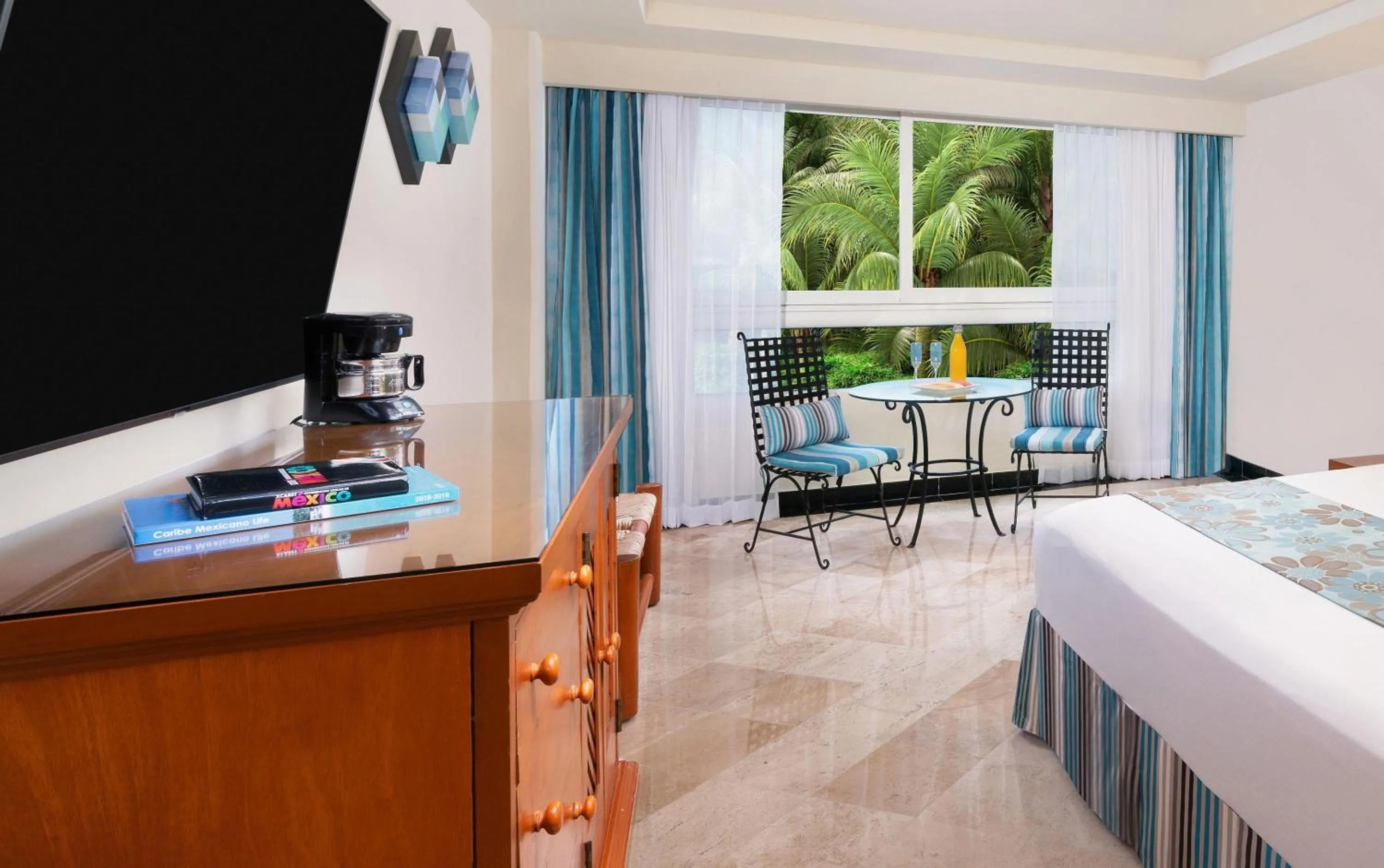 Photo of the whole room, Bed in The Sens Cancun by Oasis - All Inclusive