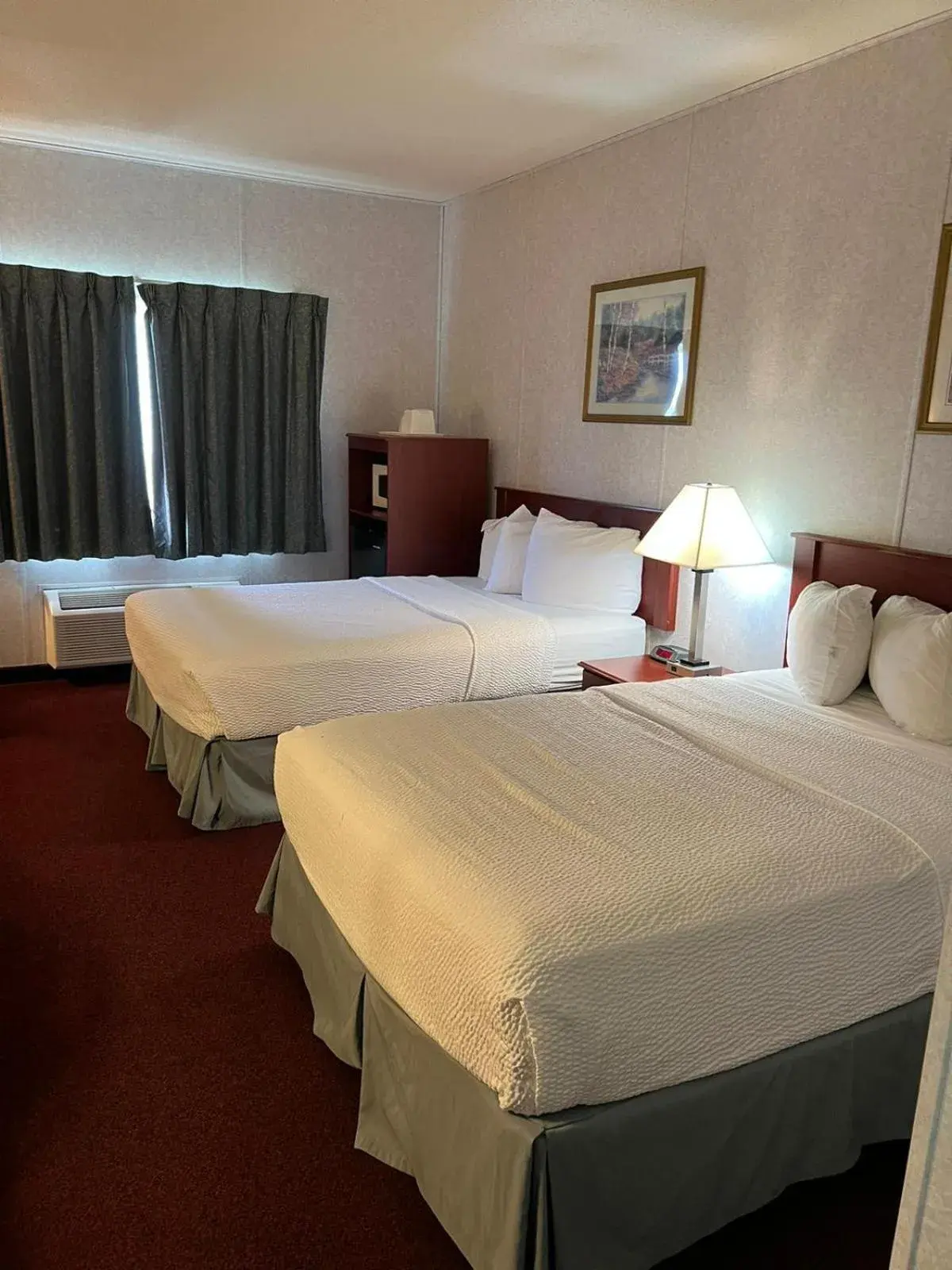 Bedroom, Bed in FairBridge Inn & Suites Williston