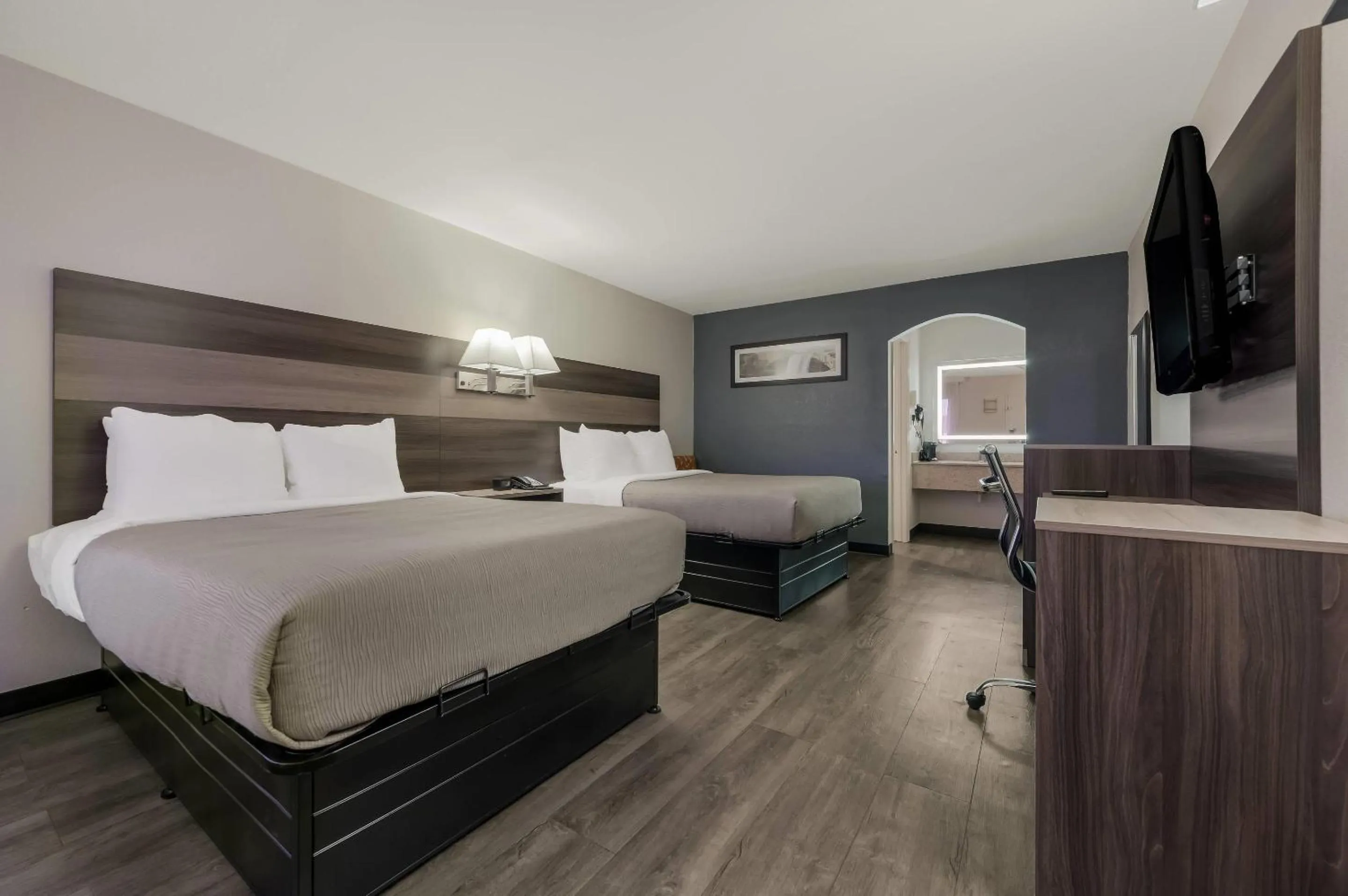 Bedroom, Bed in Quality Inn Gadsden - Attalla