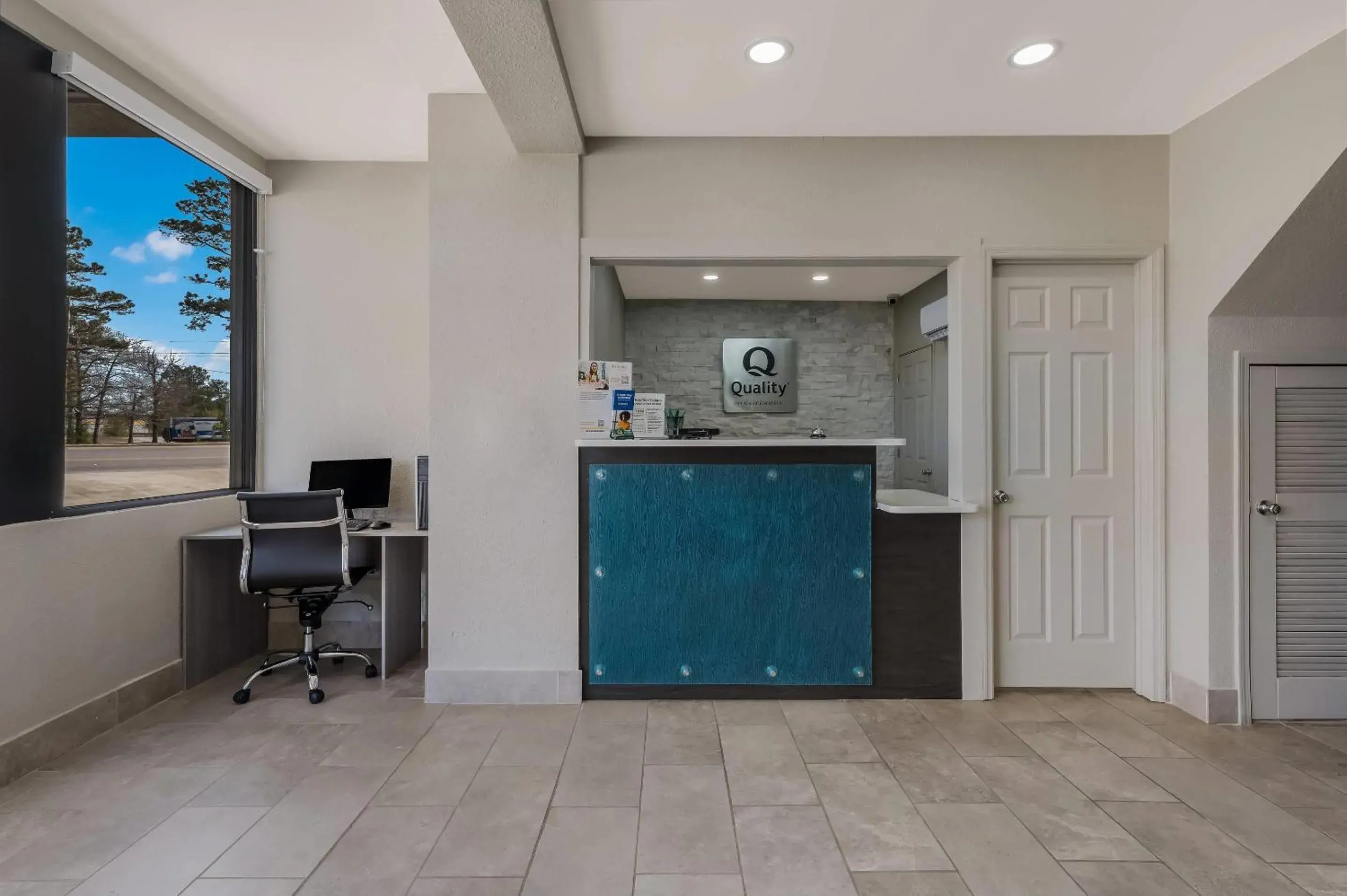 Lobby or reception in Quality Inn Gadsden - Attalla Lobby or reception in Quality Inn Gadsden - Attalla