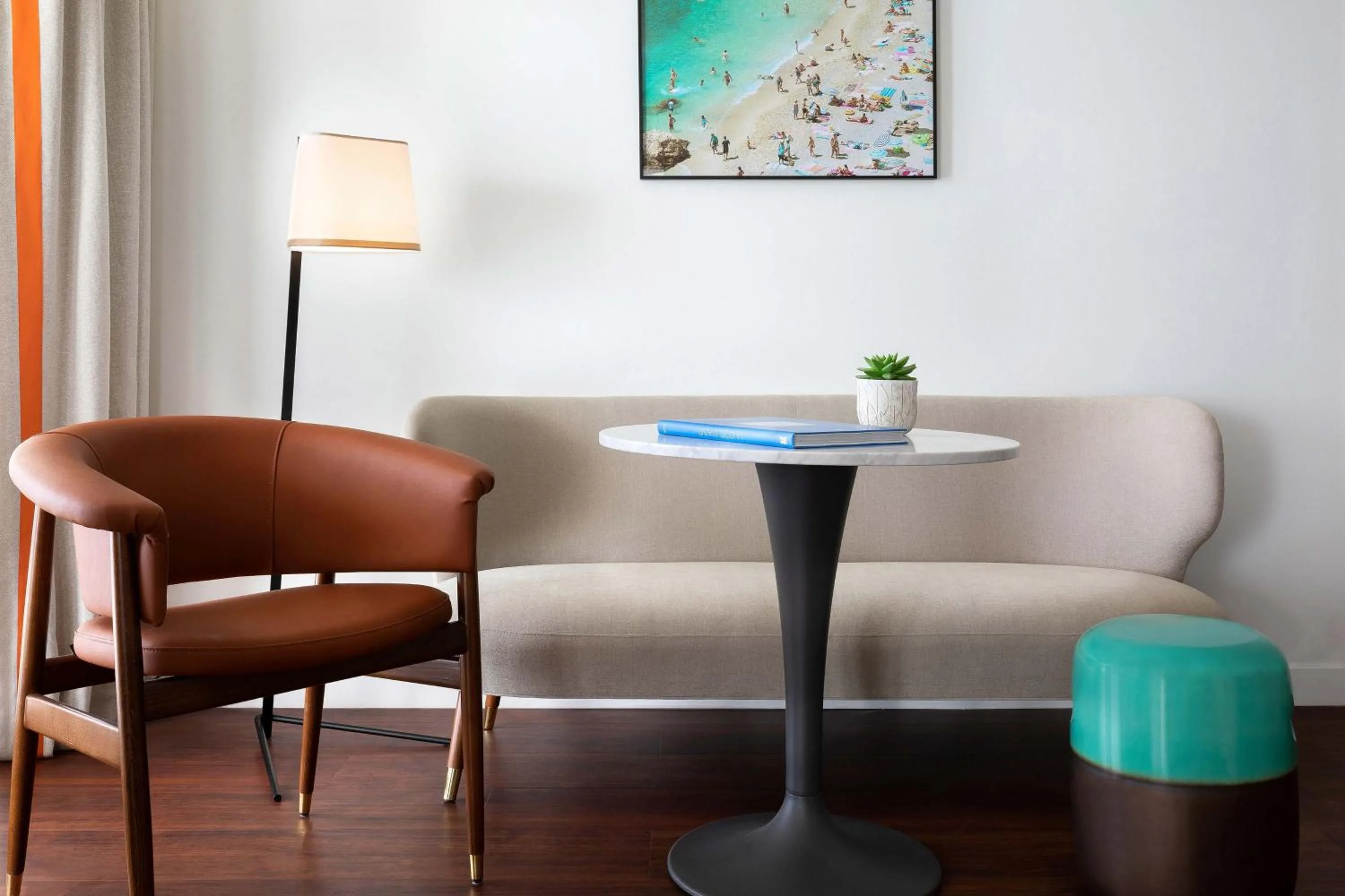 Photo of the whole room in Le Meridien Nice