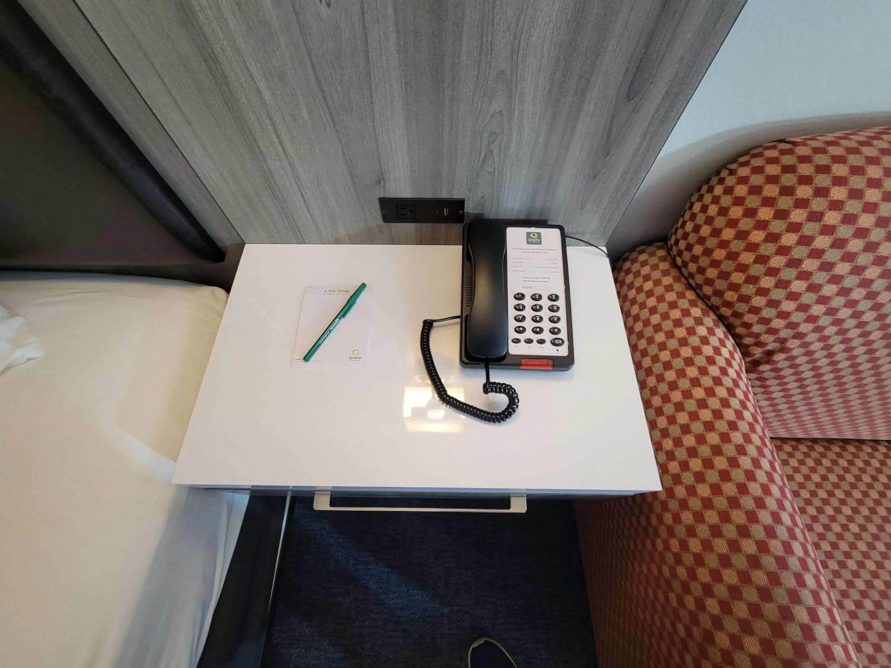 Bedroom in Quality Inn Port Orchard