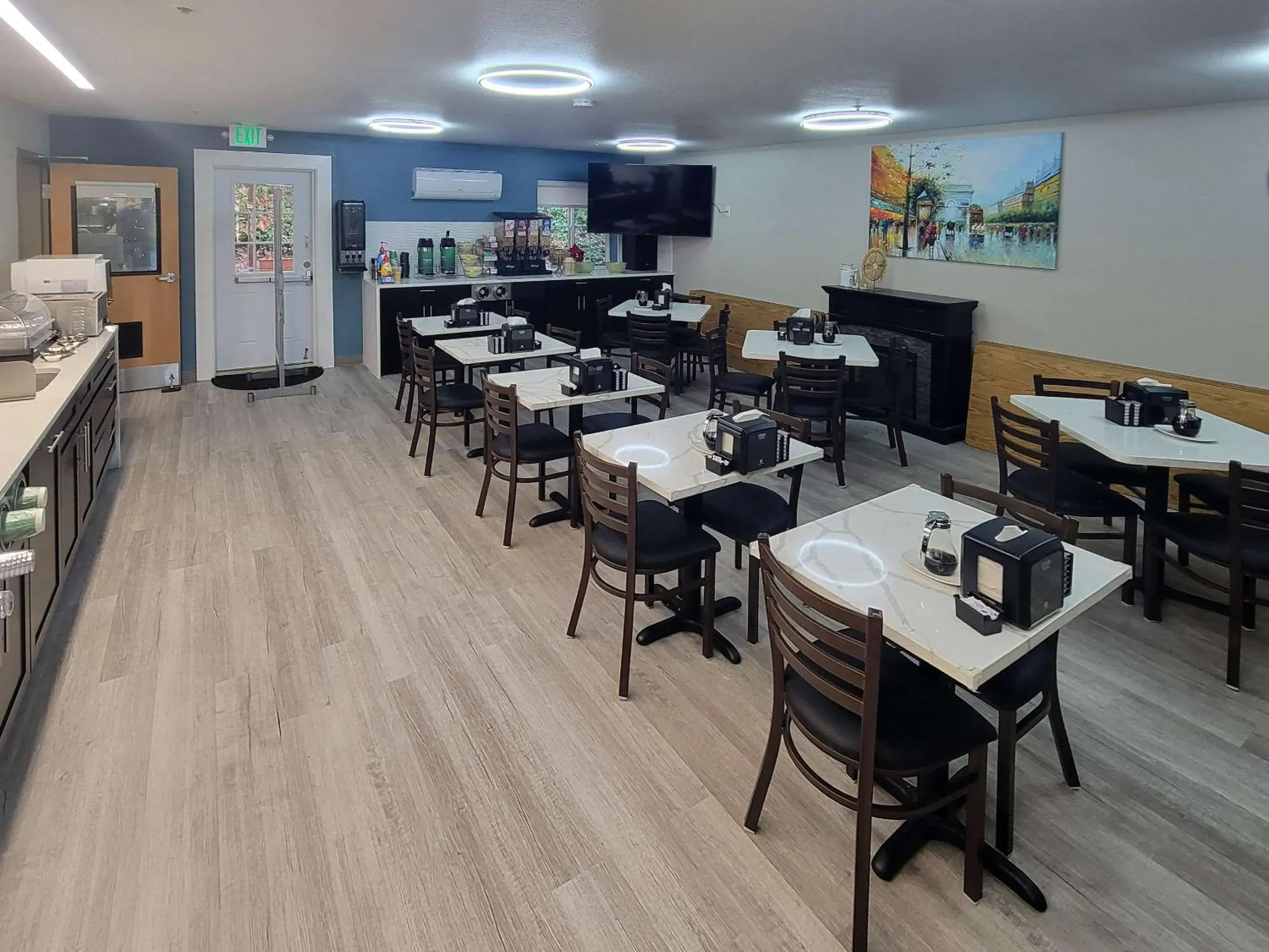 Breakfast in Quality Inn Port Orchard Breakfast in Quality Inn Port Orchard