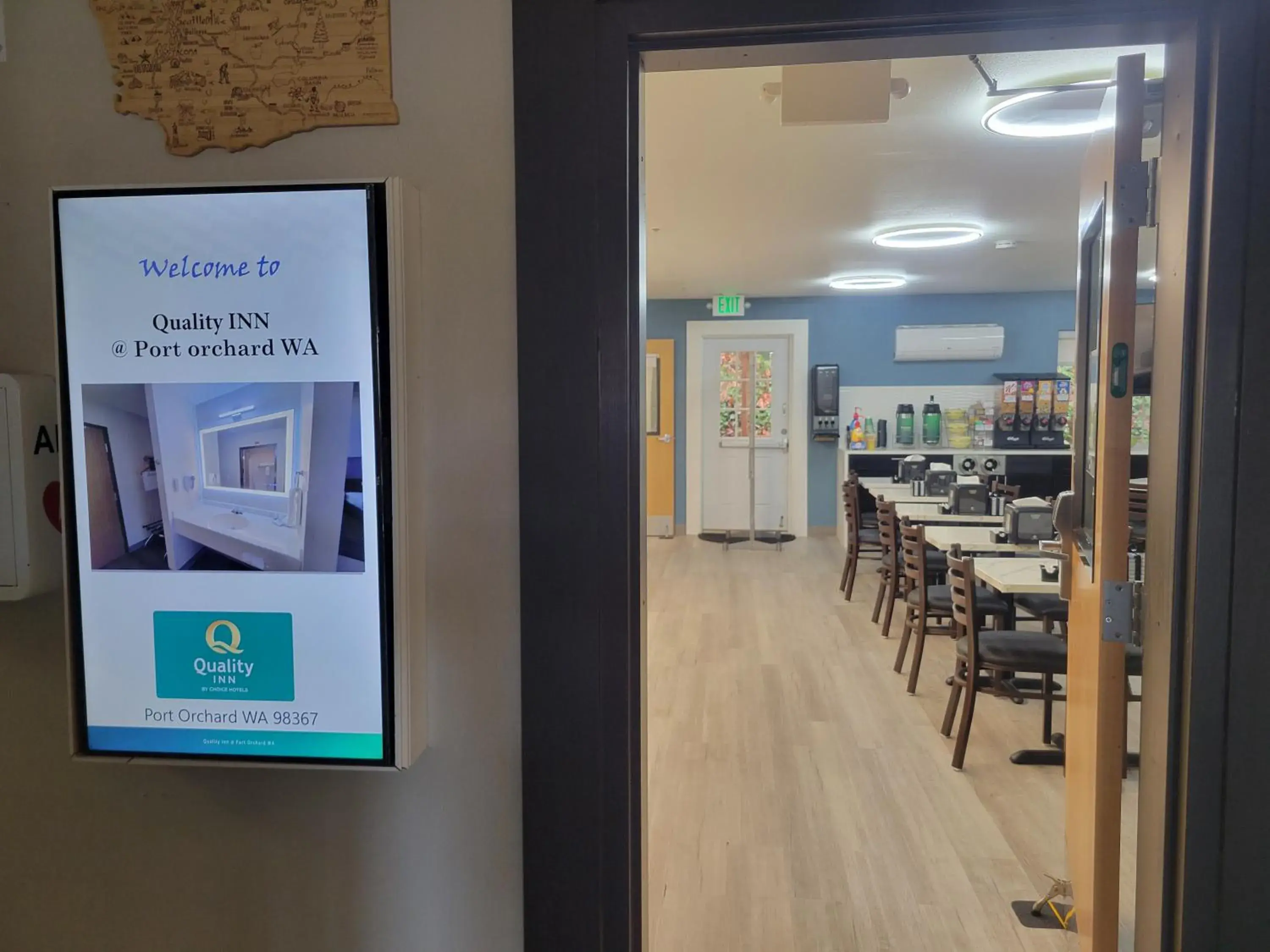 Breakfast in Quality Inn Port Orchard Breakfast in Quality Inn Port Orchard