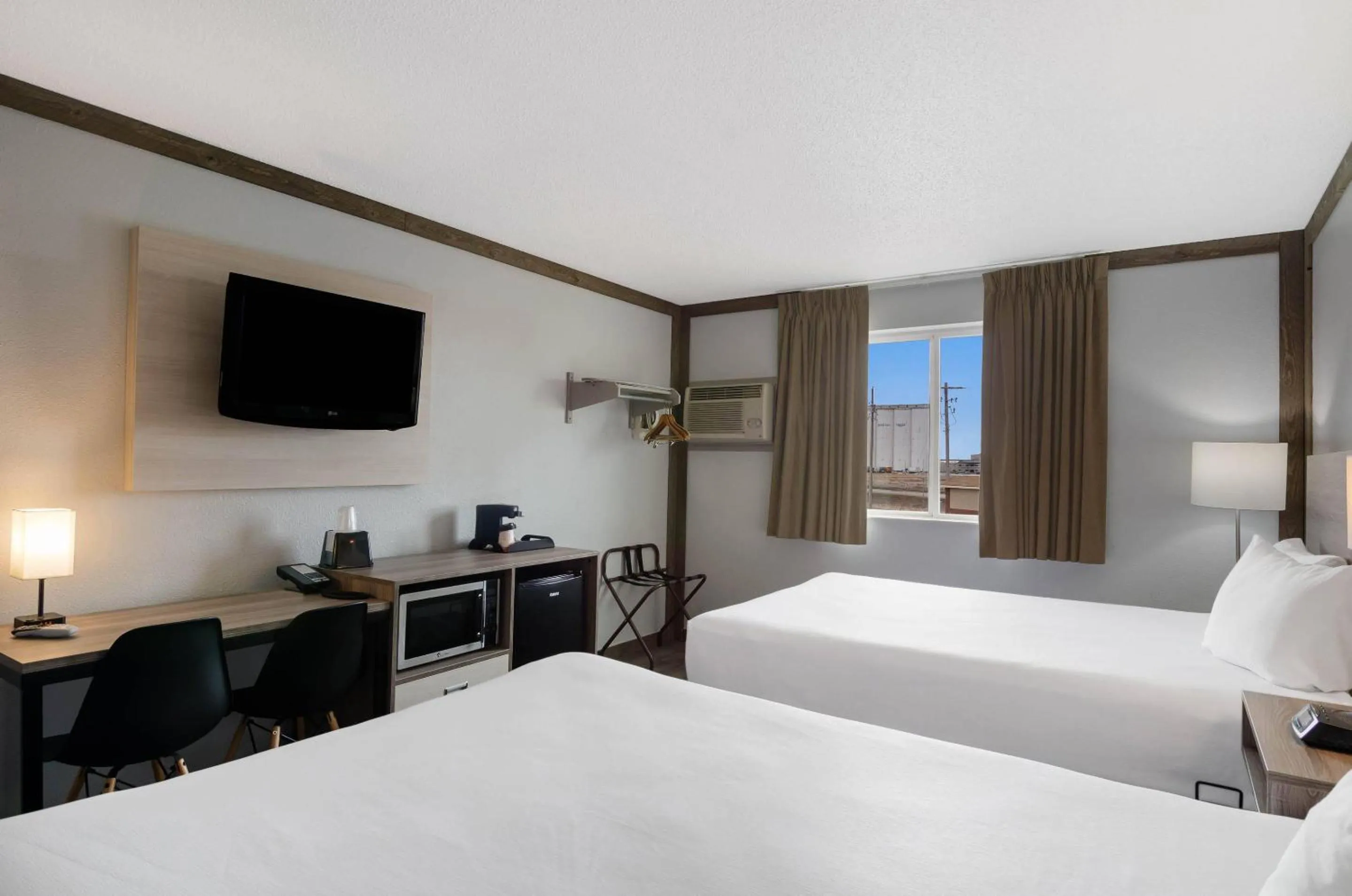 Bedroom, Bed in Econo Lodge Scottsbluff