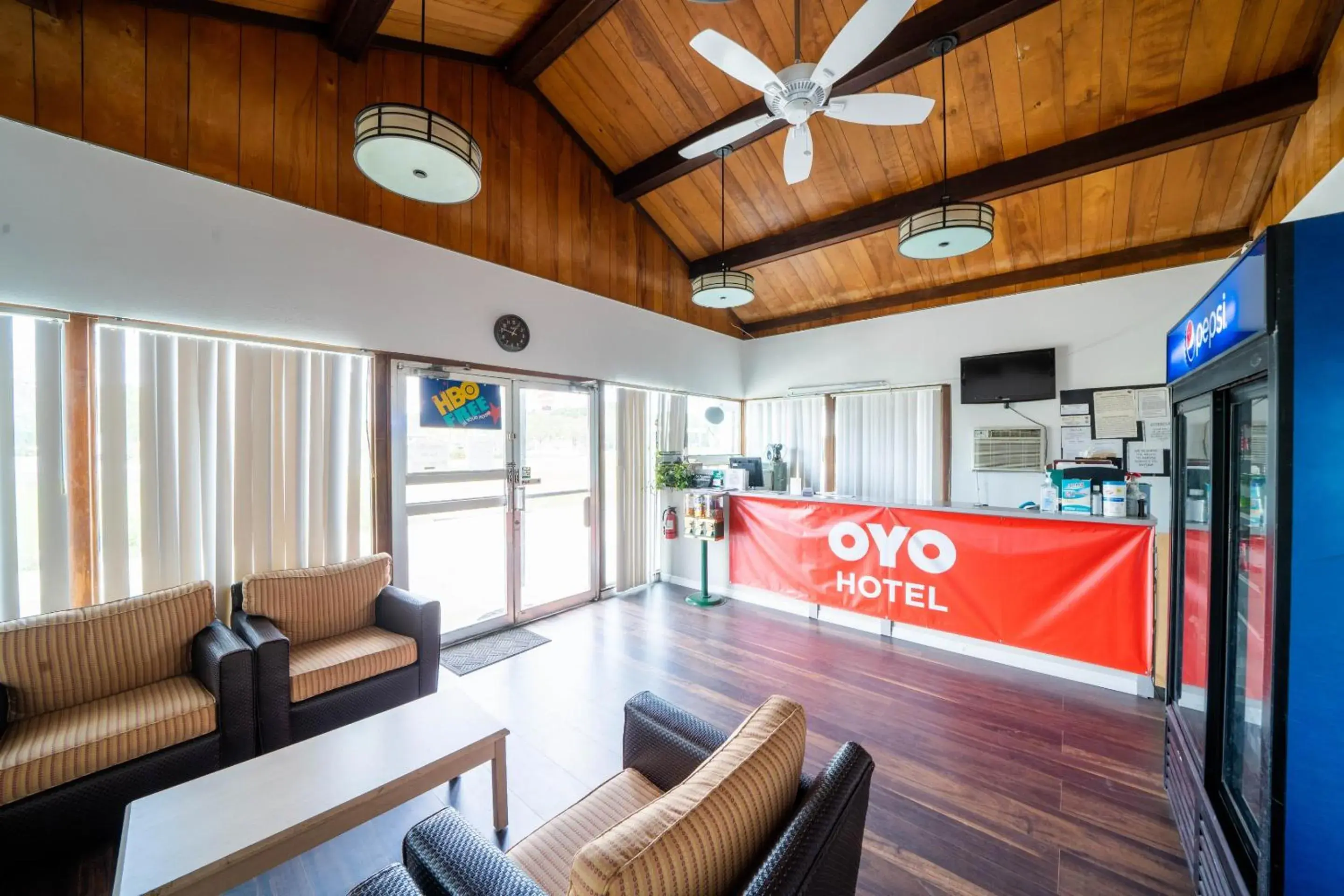 Lobby or reception in OYO Hotel Ocala, FL I-75 Lobby or reception in OYO Hotel Ocala, FL I-75