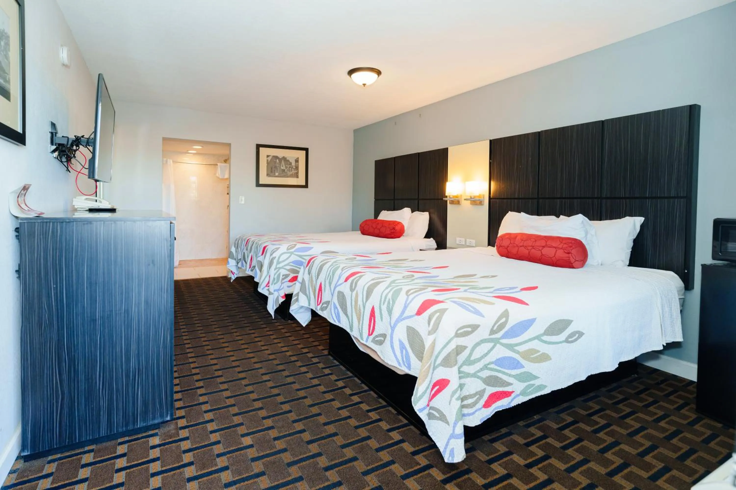 Bed in San Marco Inn East - Jacksonville