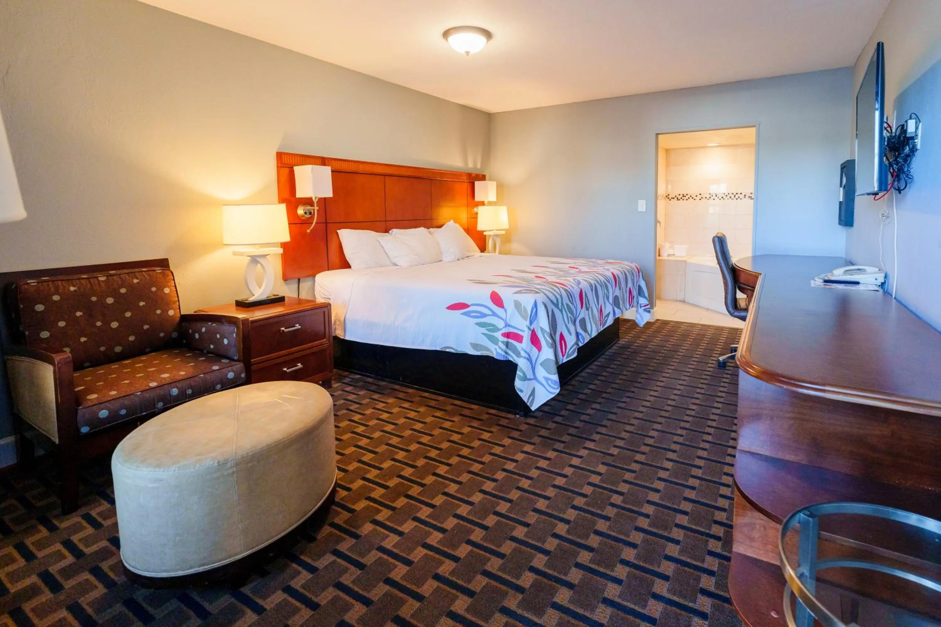 Bed in San Marco Inn East - Jacksonville