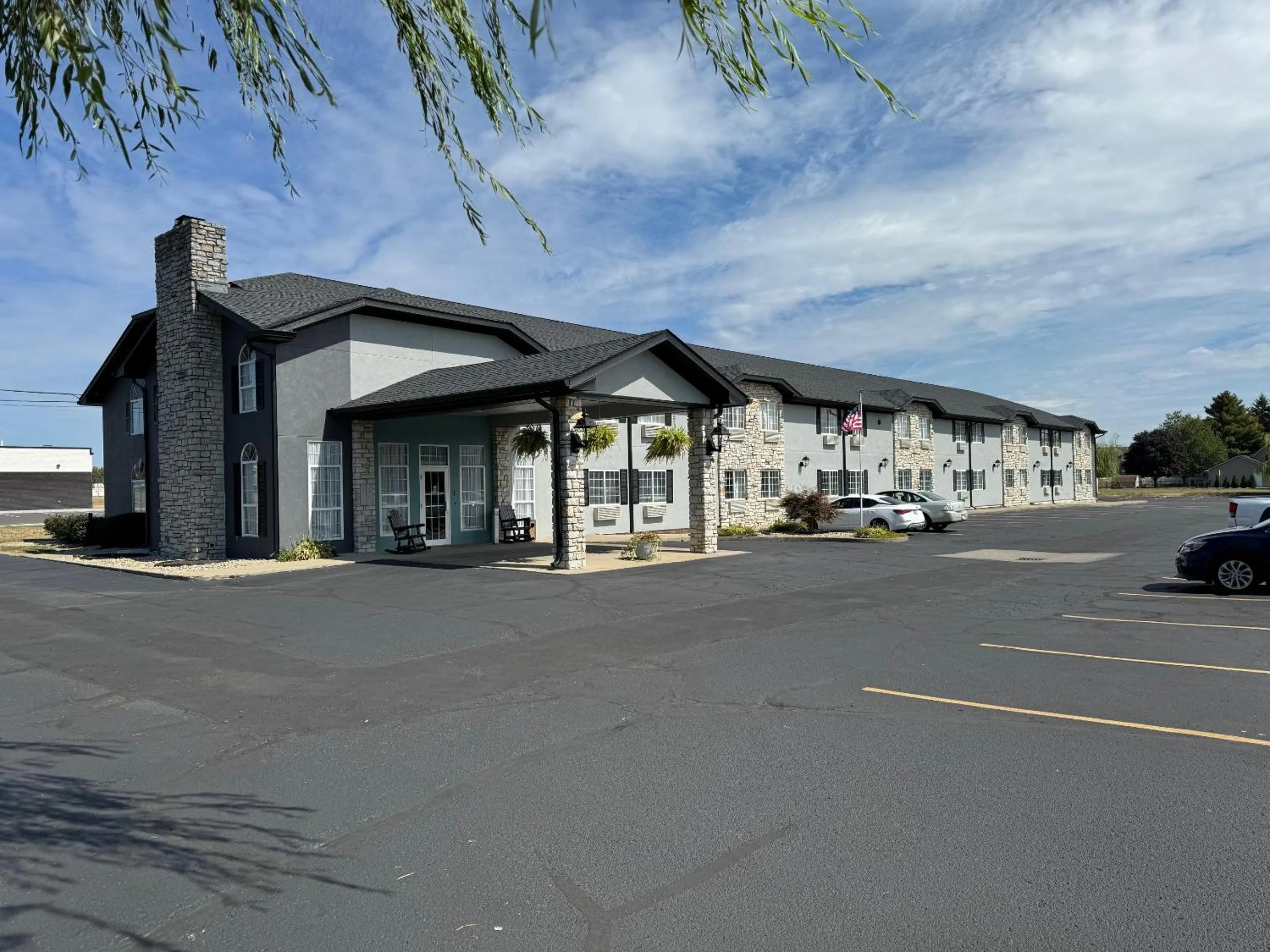 Property building in The Woodridge Inn