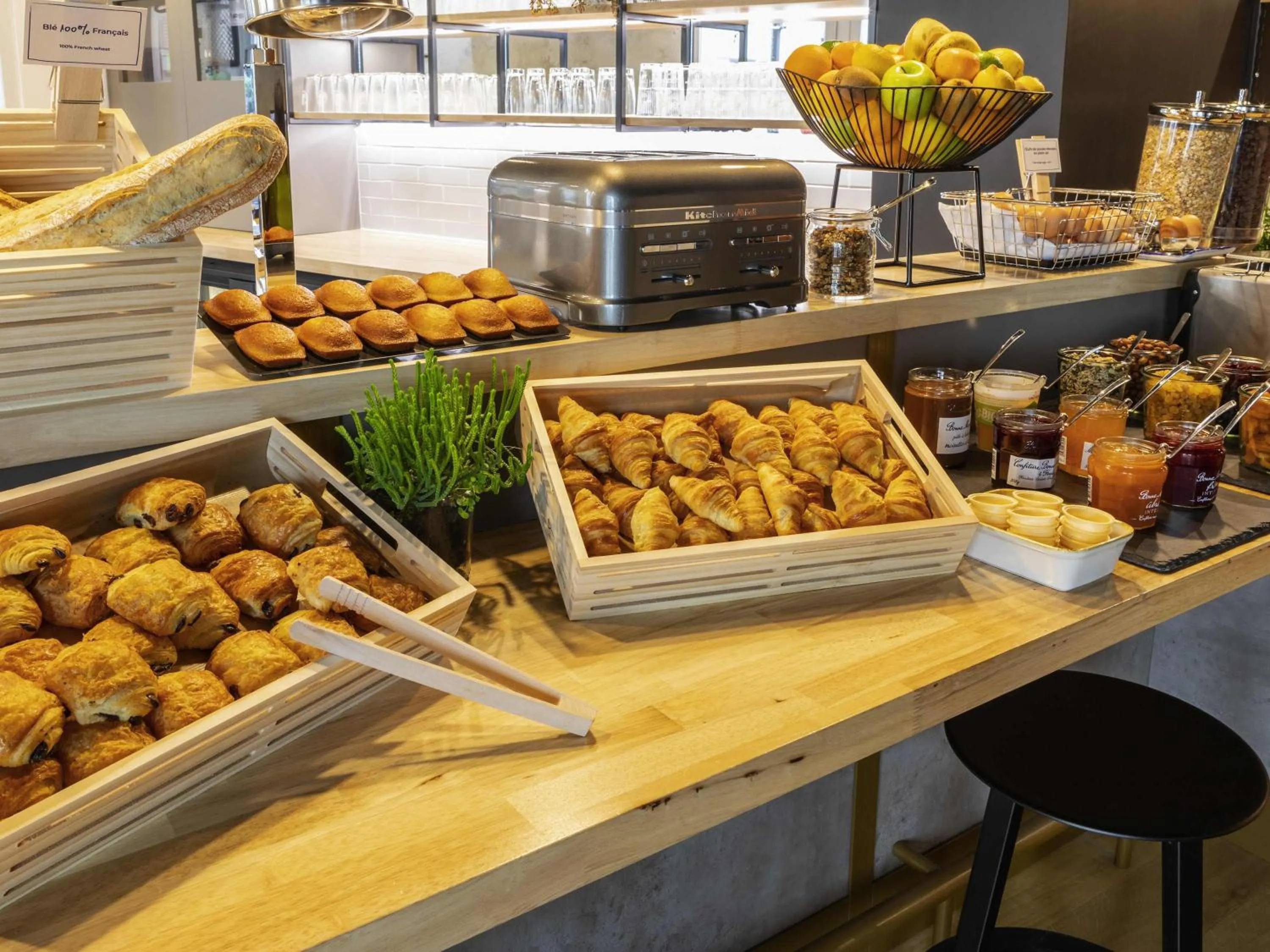 Breakfast in ibis Paris Nation Davout