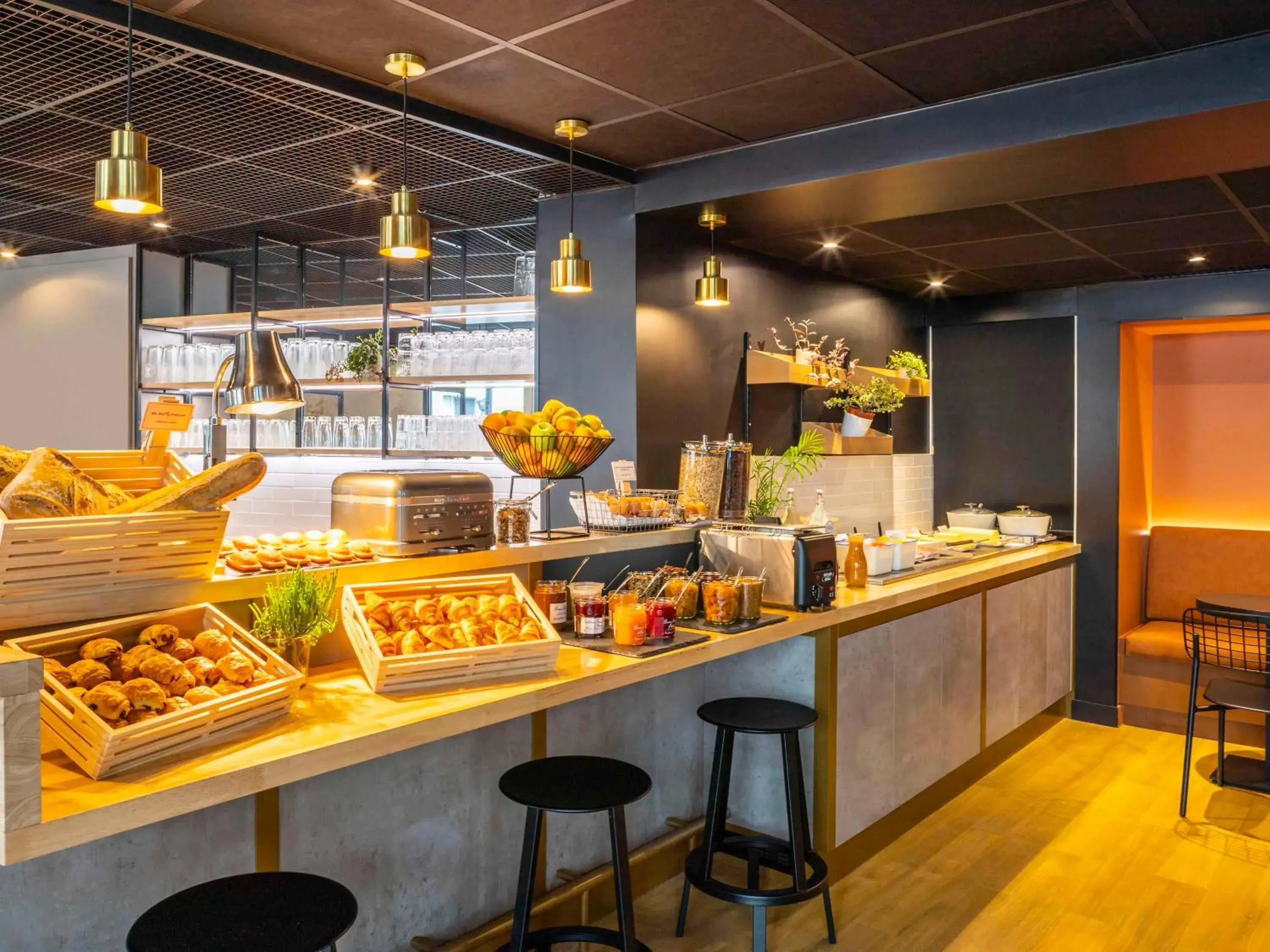 Breakfast in ibis Paris Nation Davout Breakfast in ibis Paris Nation Davout
