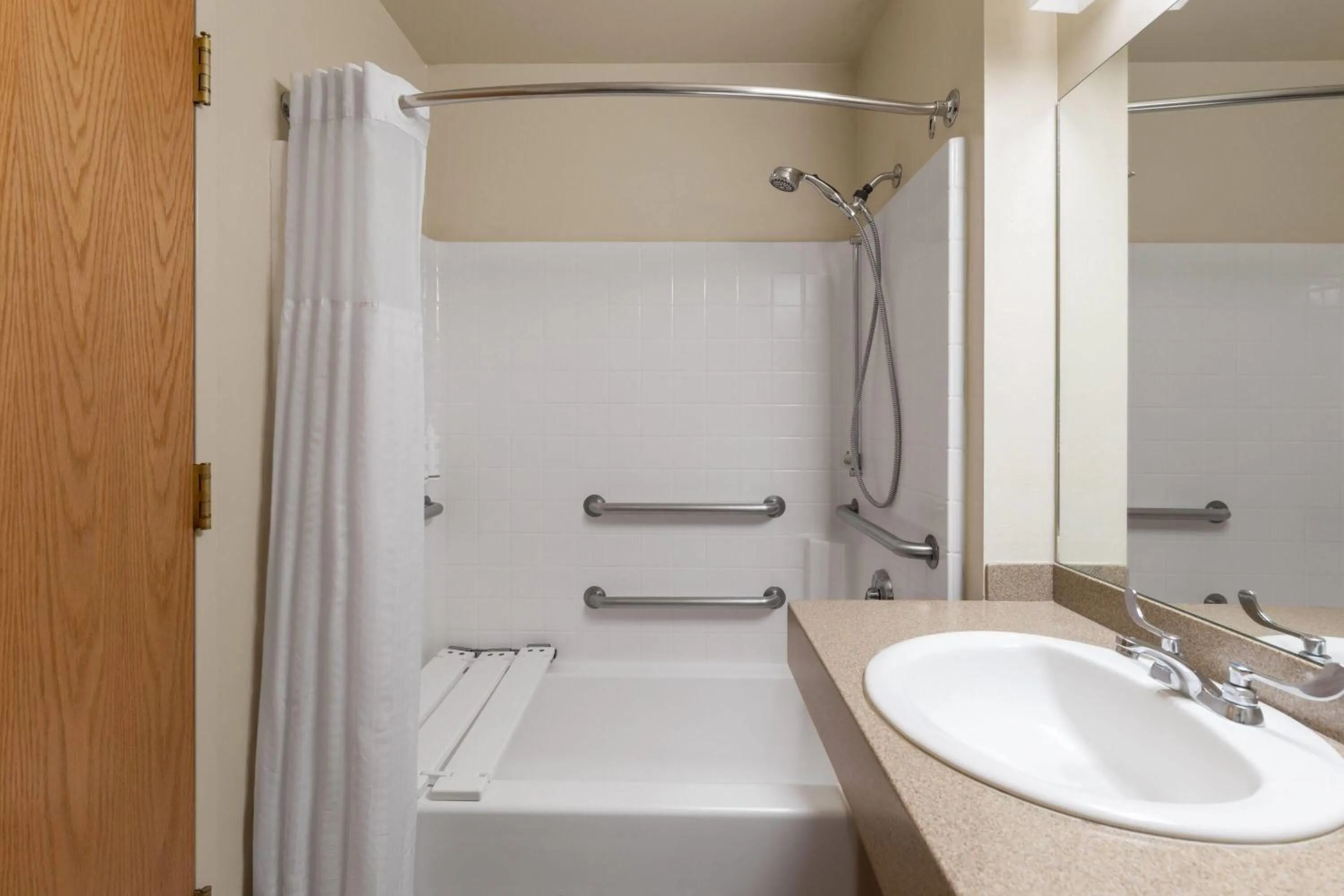 Bathroom in Days Inn by Wyndham Chino Valley