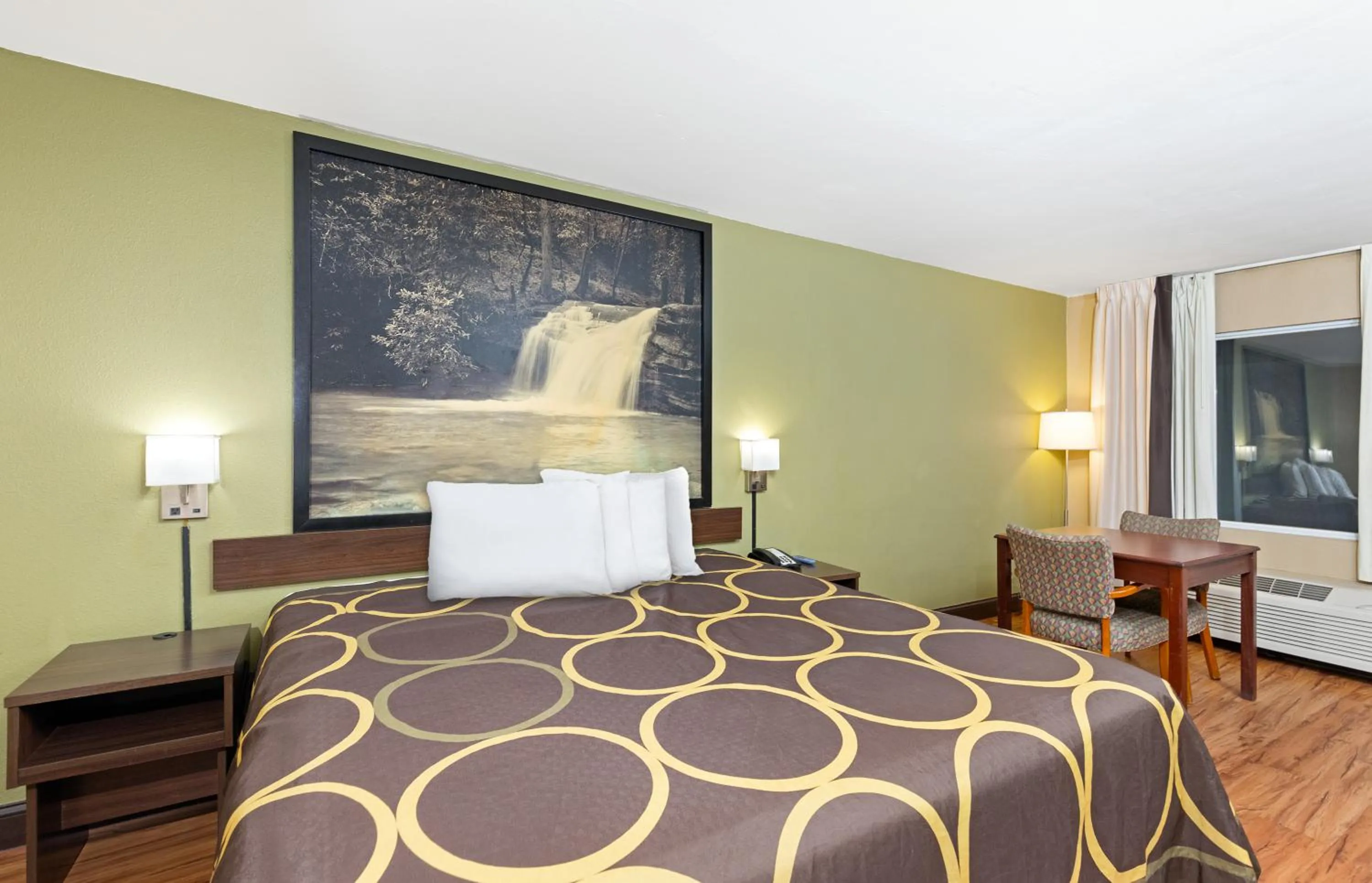 Bed in Super 8 by Wyndham Kingsport