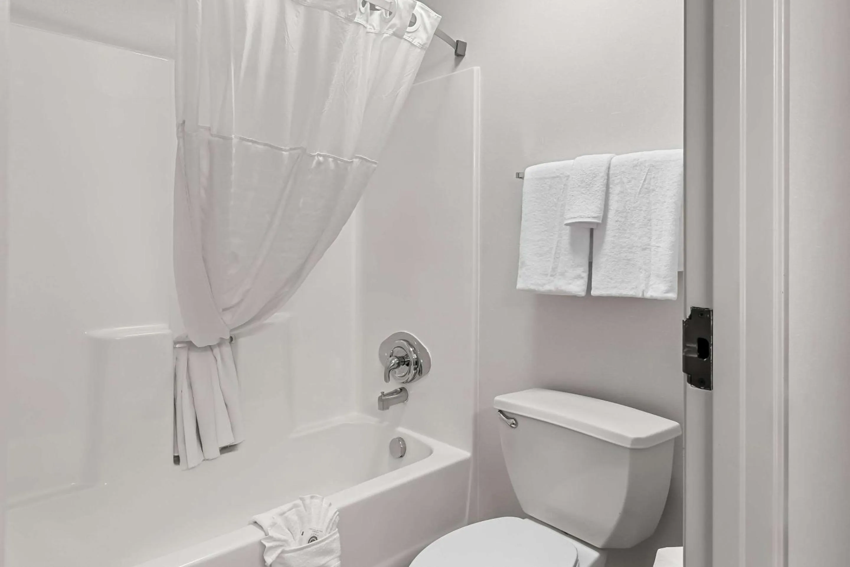 Bedroom in Comfort Inn