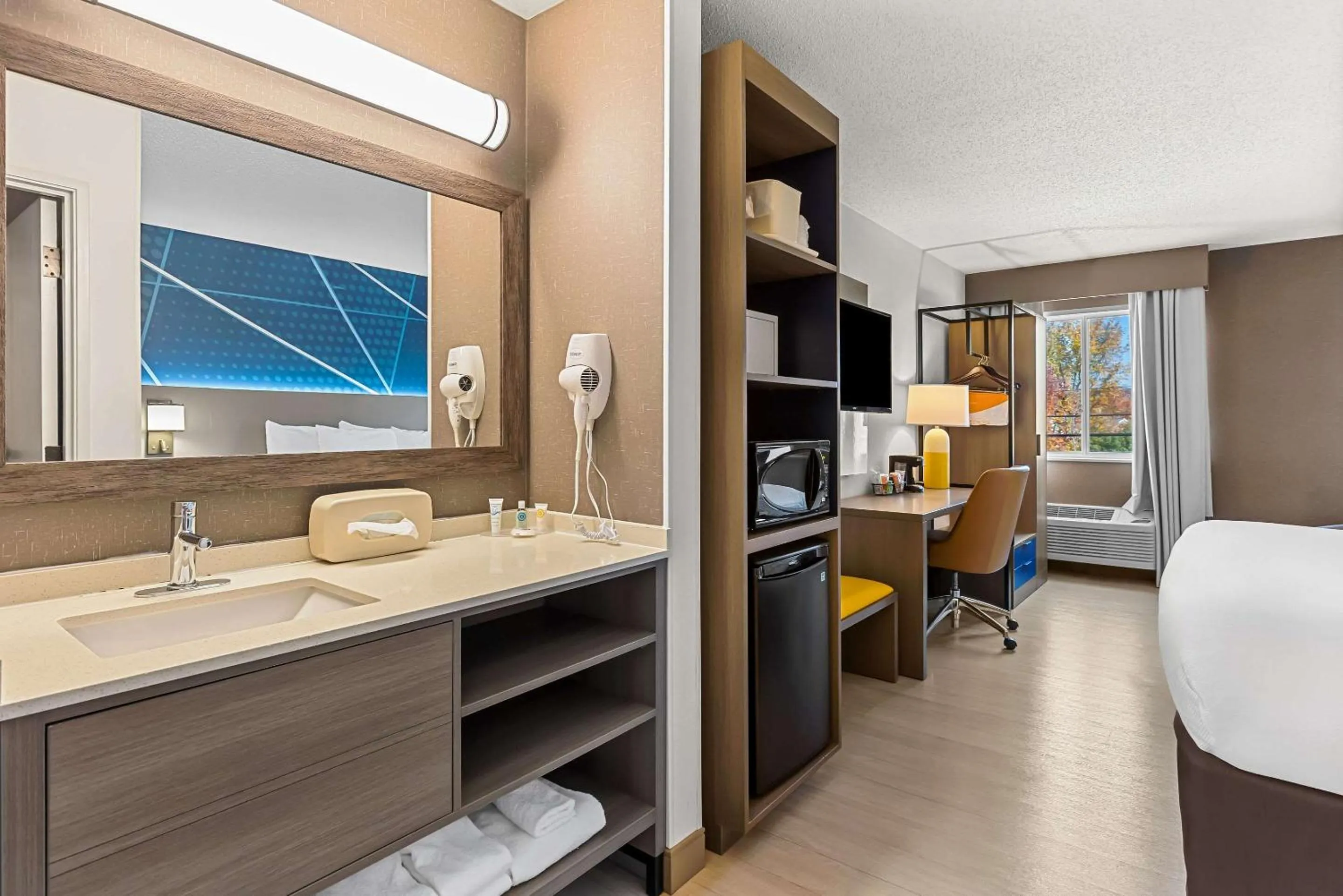 Bedroom, Bed in Comfort Inn