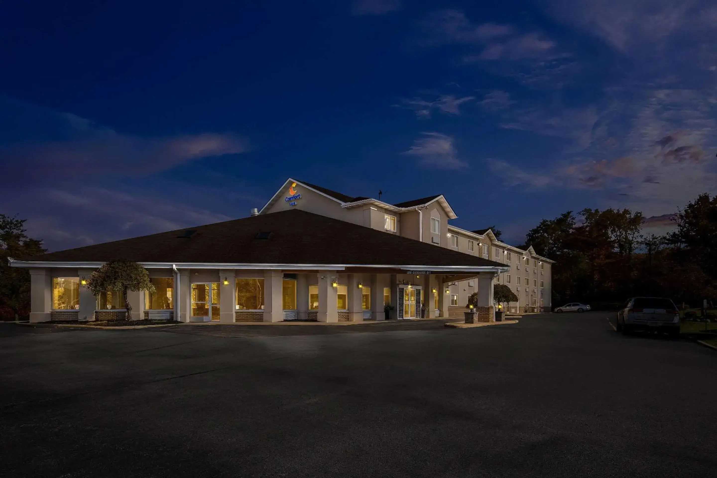 Property building in Comfort Inn Property building in Comfort Inn