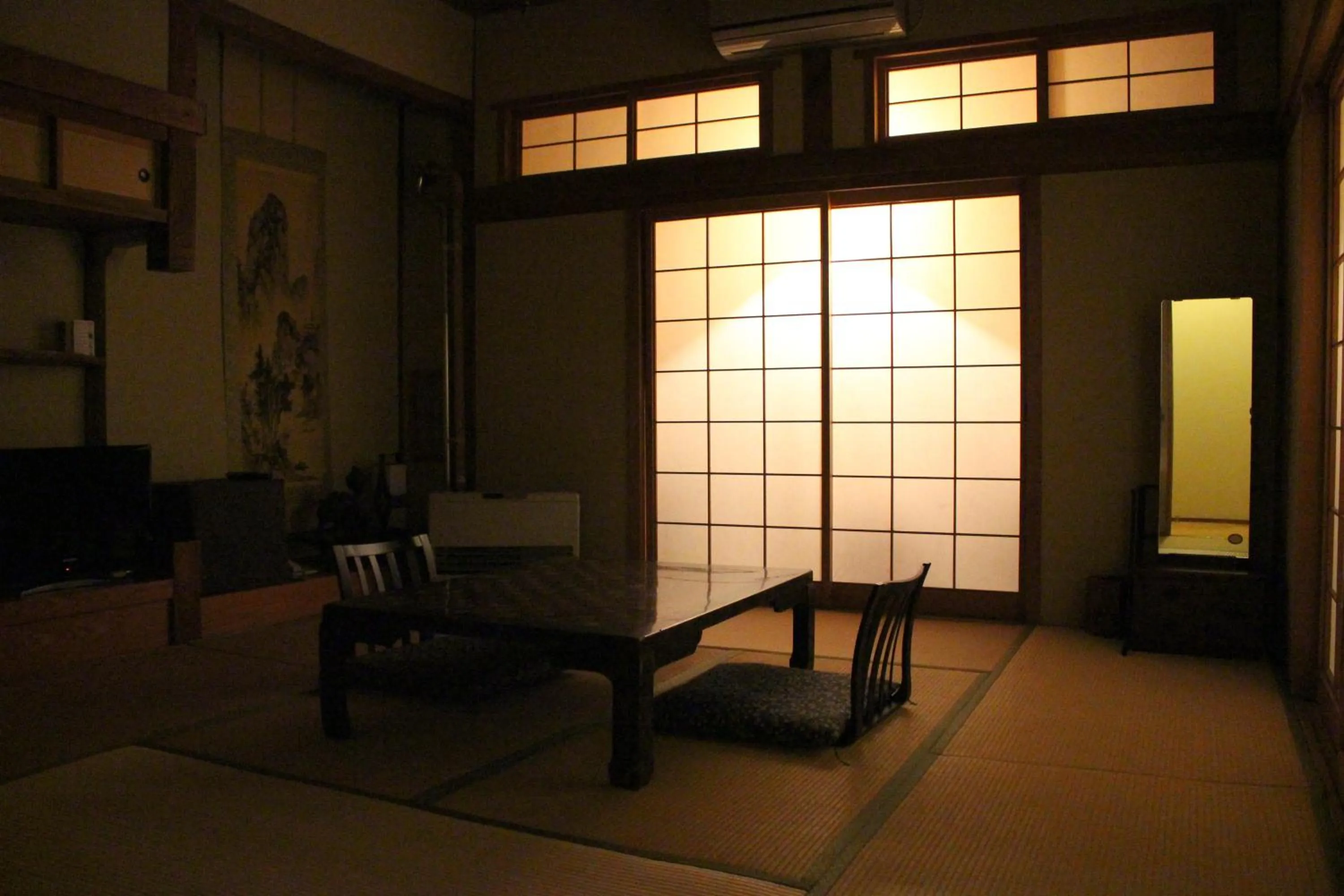 Historical Ryokan SENYUKAN