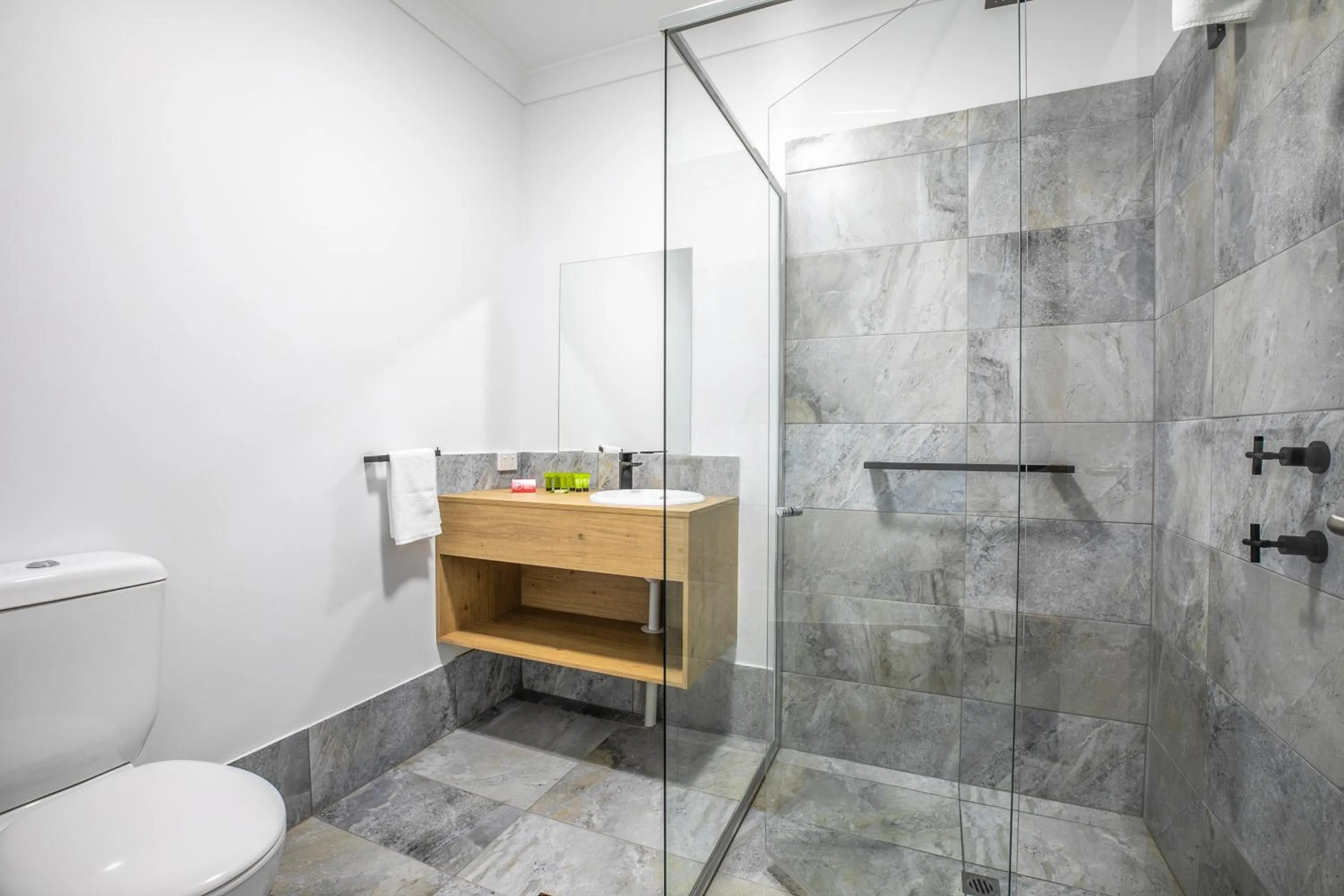 Bathroom in Nightcap at Exeter Hotel