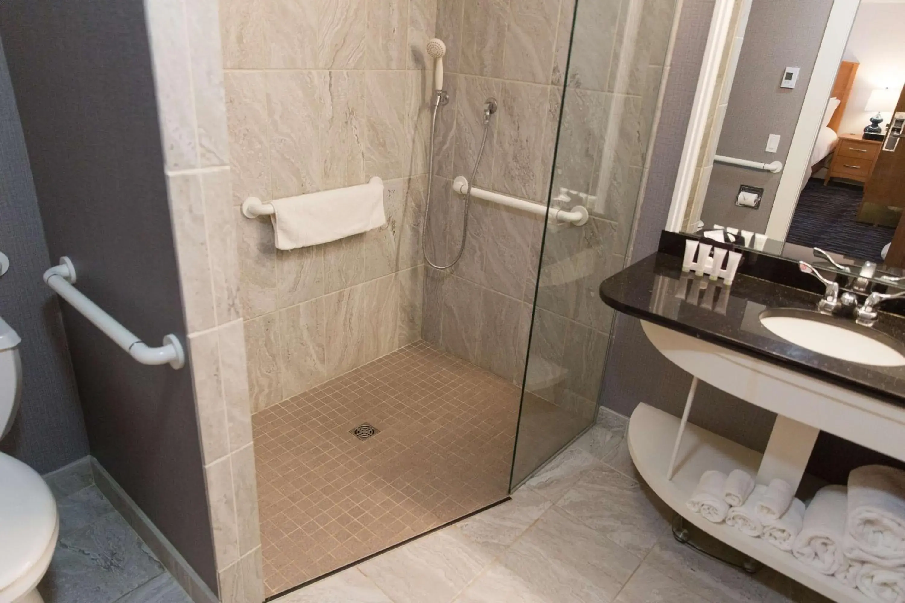 King Room with Roll-In Shower - Mobility and Hearing Access in Capitol Plaza Hotel Montpelier Tapestry Collection by Hilton King Room with Roll-In Shower - Mobility and Hearing Access in Capitol Plaza Hotel Montpelier Tapestry Collection by Hilton