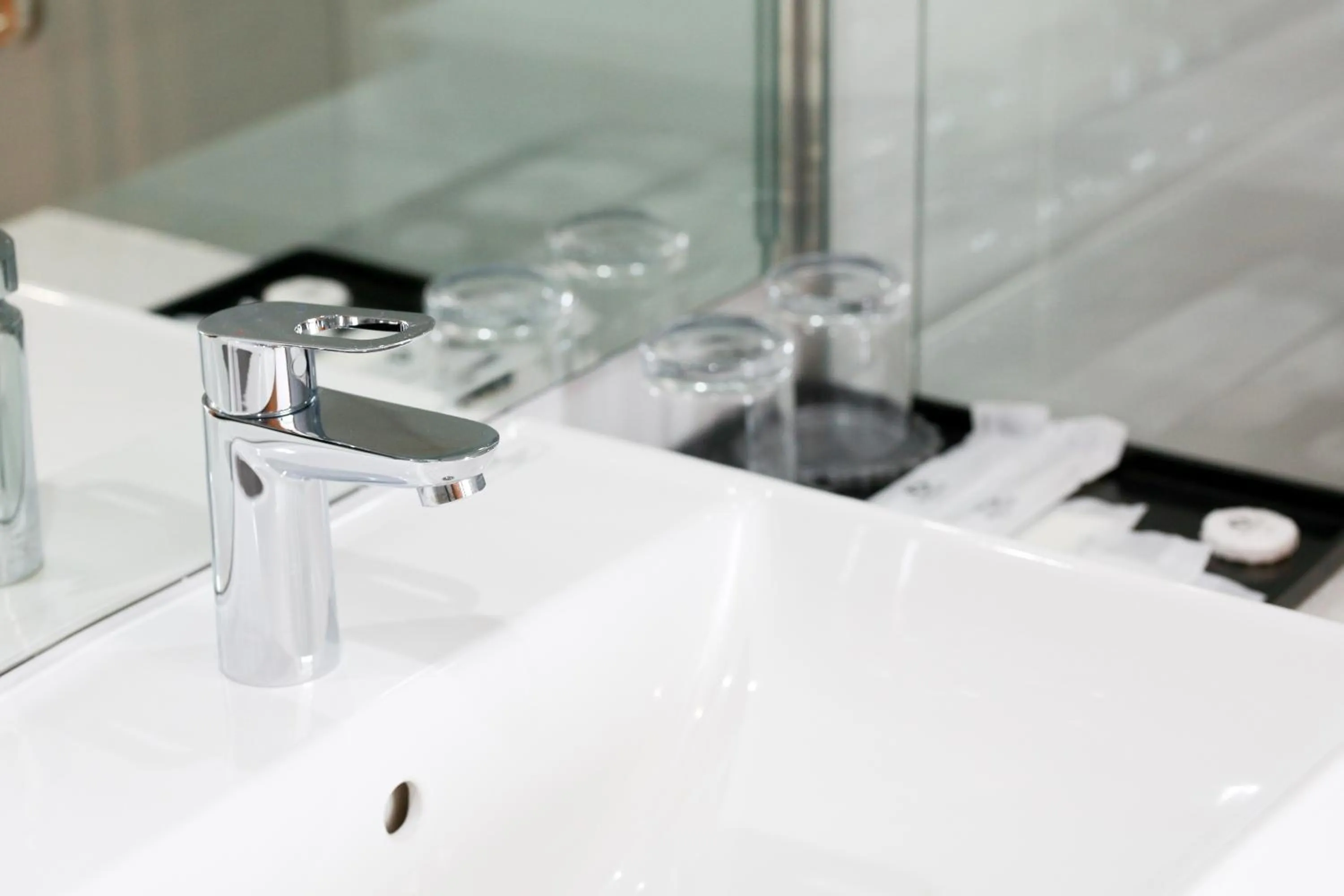 Bathroom in Prague Saigon Airport Hotel