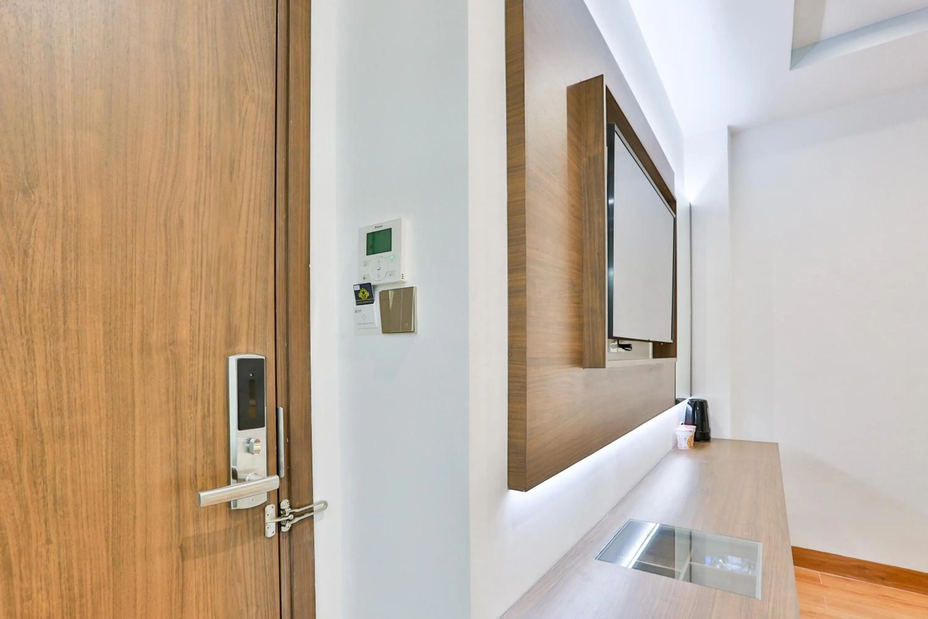 TV and multimedia in Prague Saigon Airport Hotel