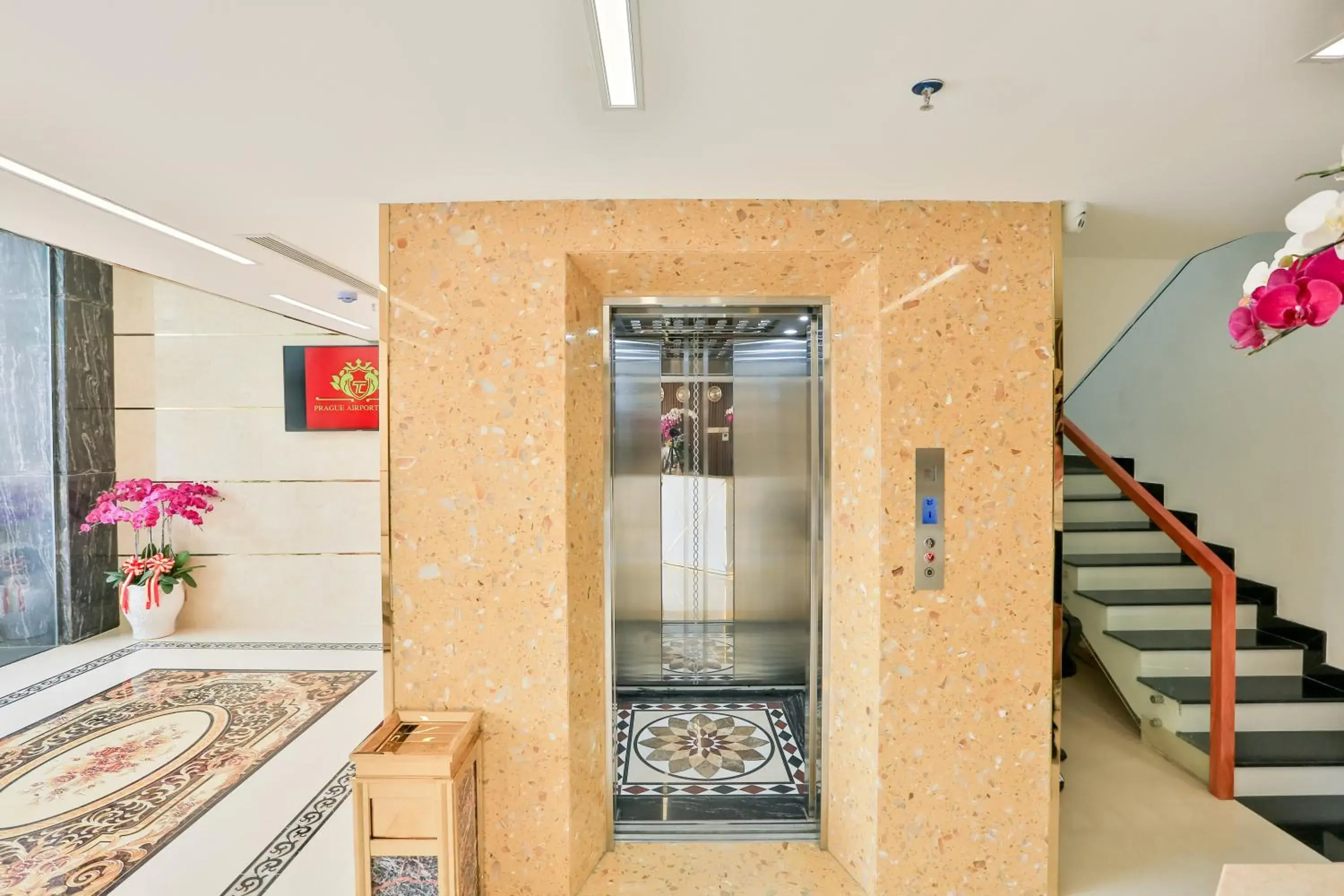 Lobby or reception in Prague Saigon Airport Hotel Lobby or reception in Prague Saigon Airport Hotel