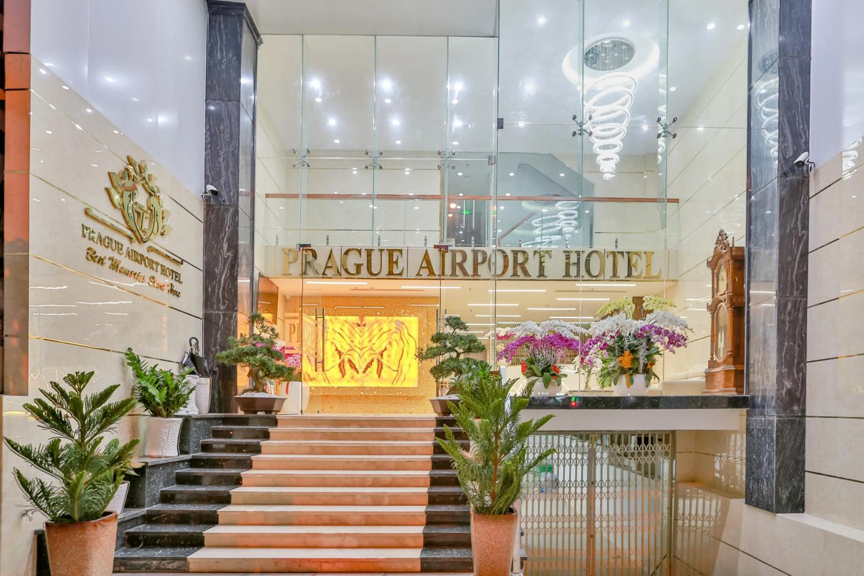 Facade/entrance in Prague Saigon Airport Hotel