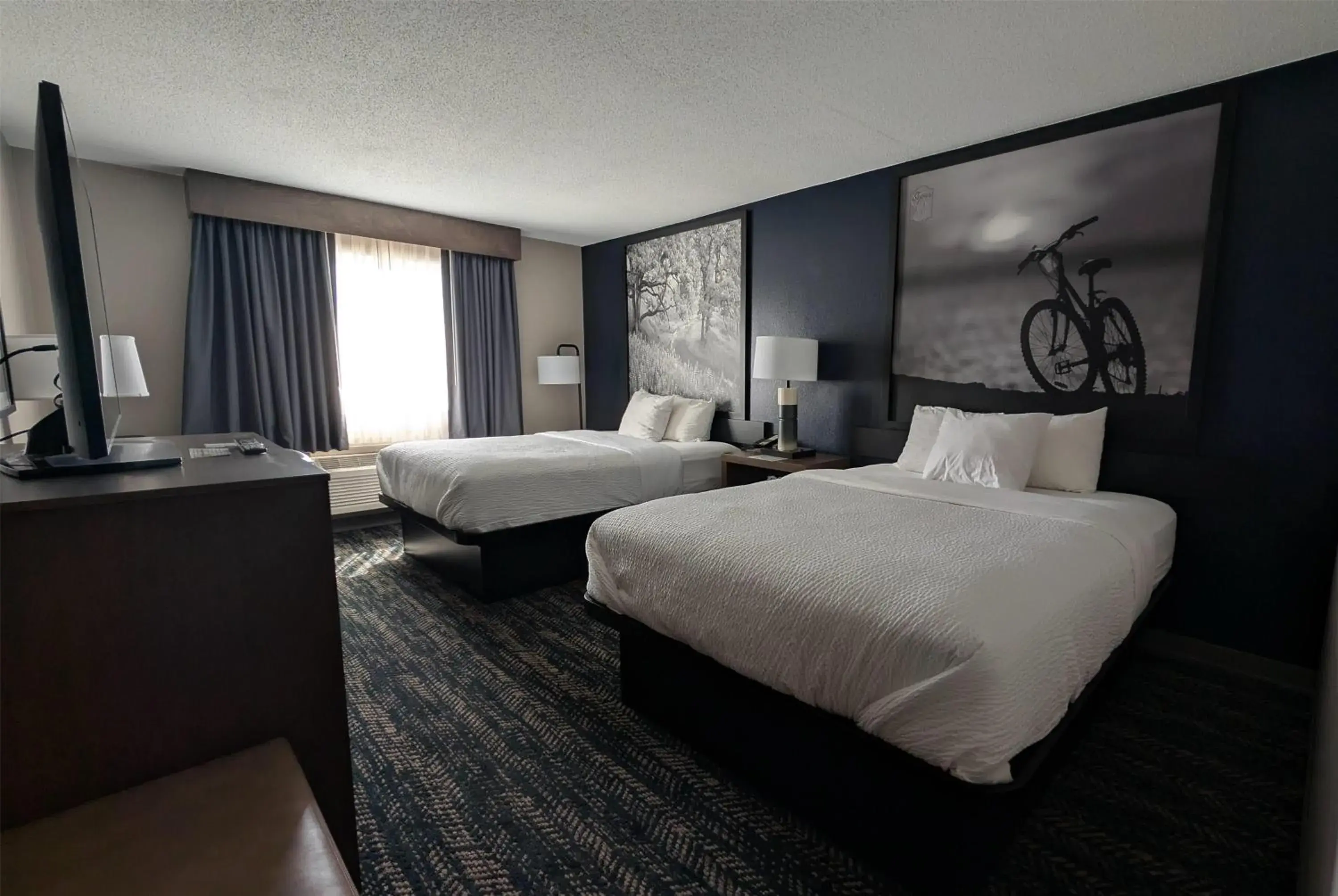 Queen Room with Two Queen Beds - Non-Smoking in Super 8 by Wyndham Perham Queen Room with Two Queen Beds - Non-Smoking in Super 8 by Wyndham Perham