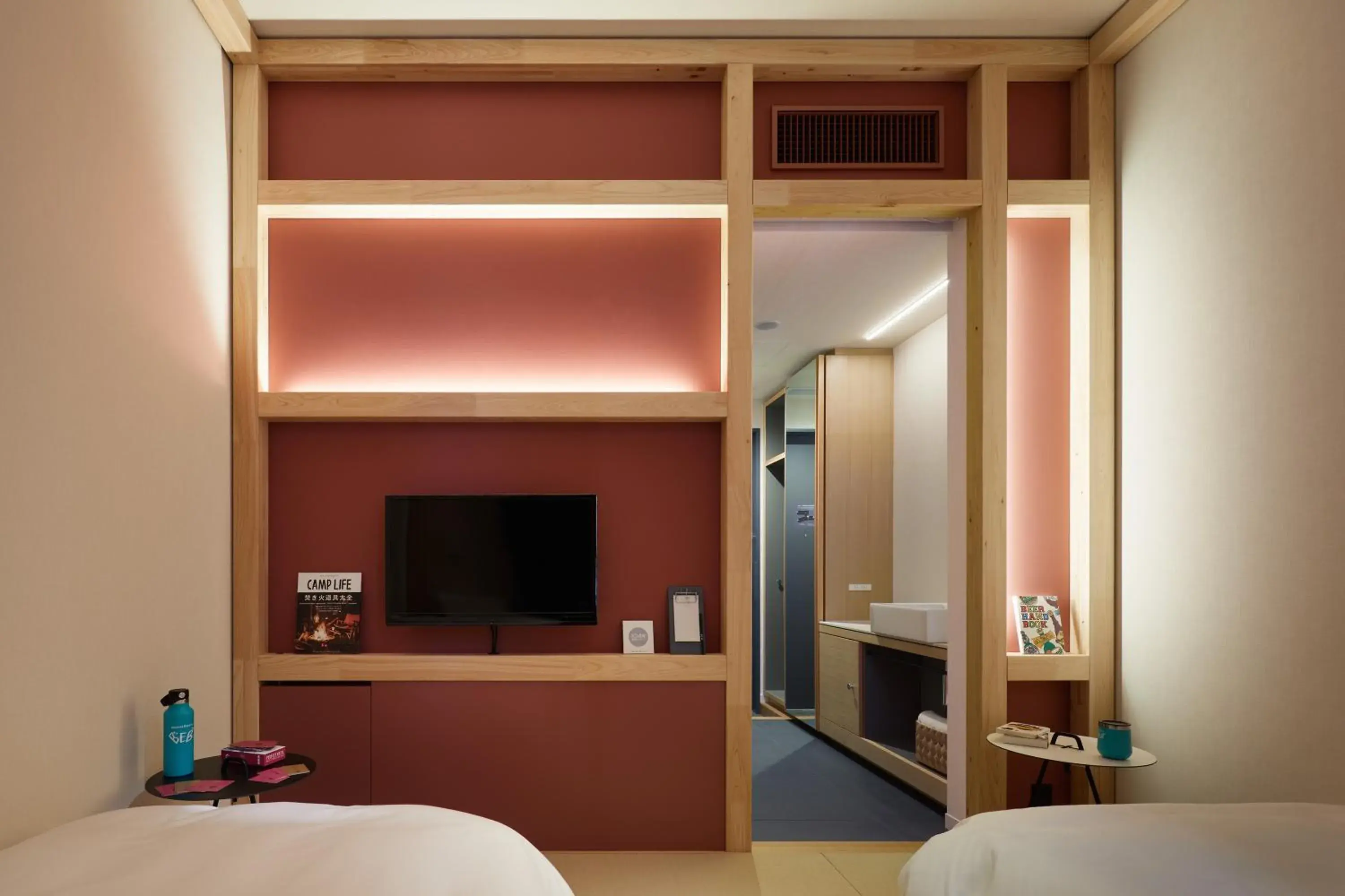 Twin Room with Private Bathroom in BEB5 Karuizawa by Hoshino Resorts Twin Room with Private Bathroom in BEB5 Karuizawa by Hoshino Resorts