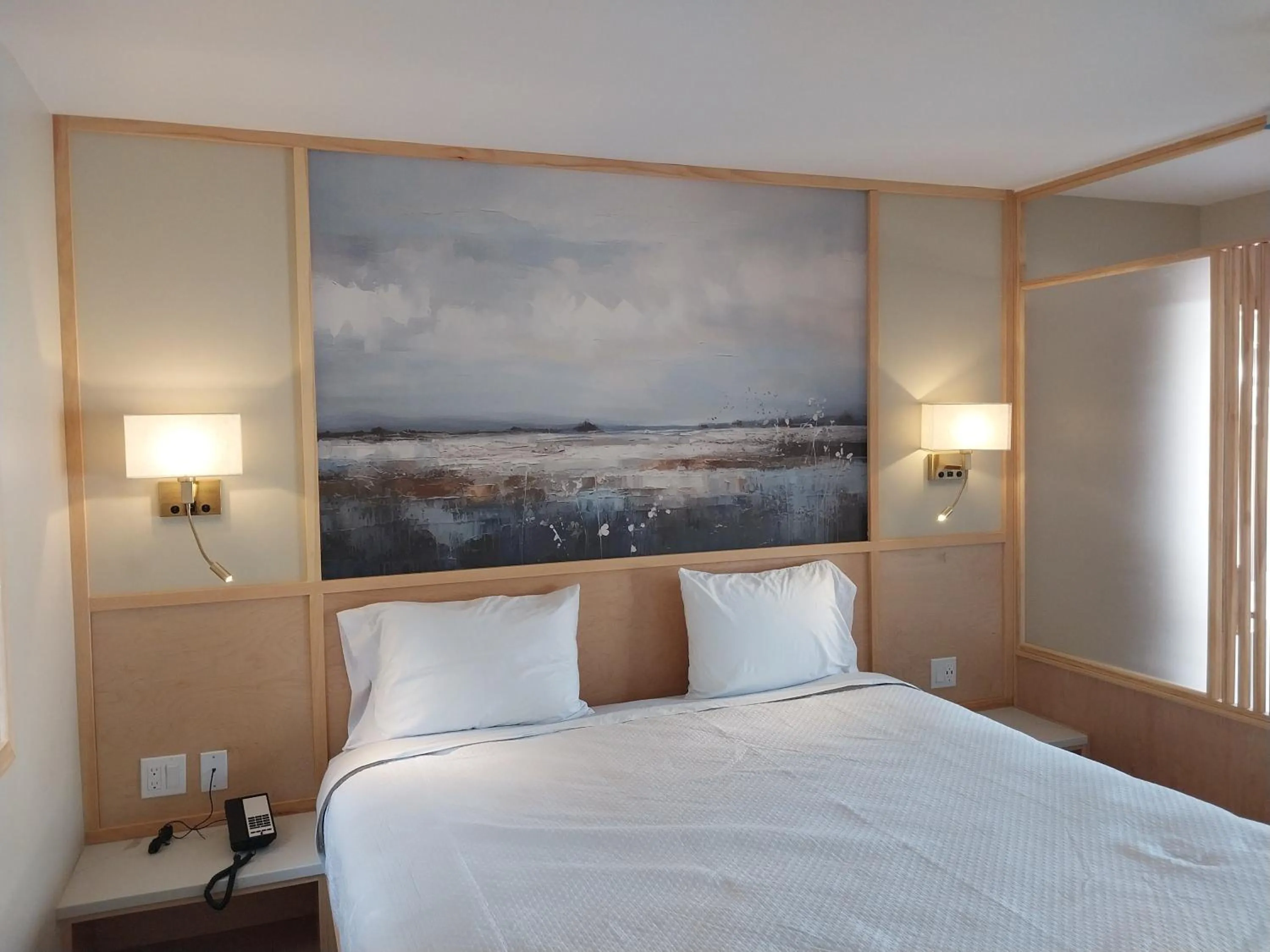 Bed in Greenview Inn Riverhead