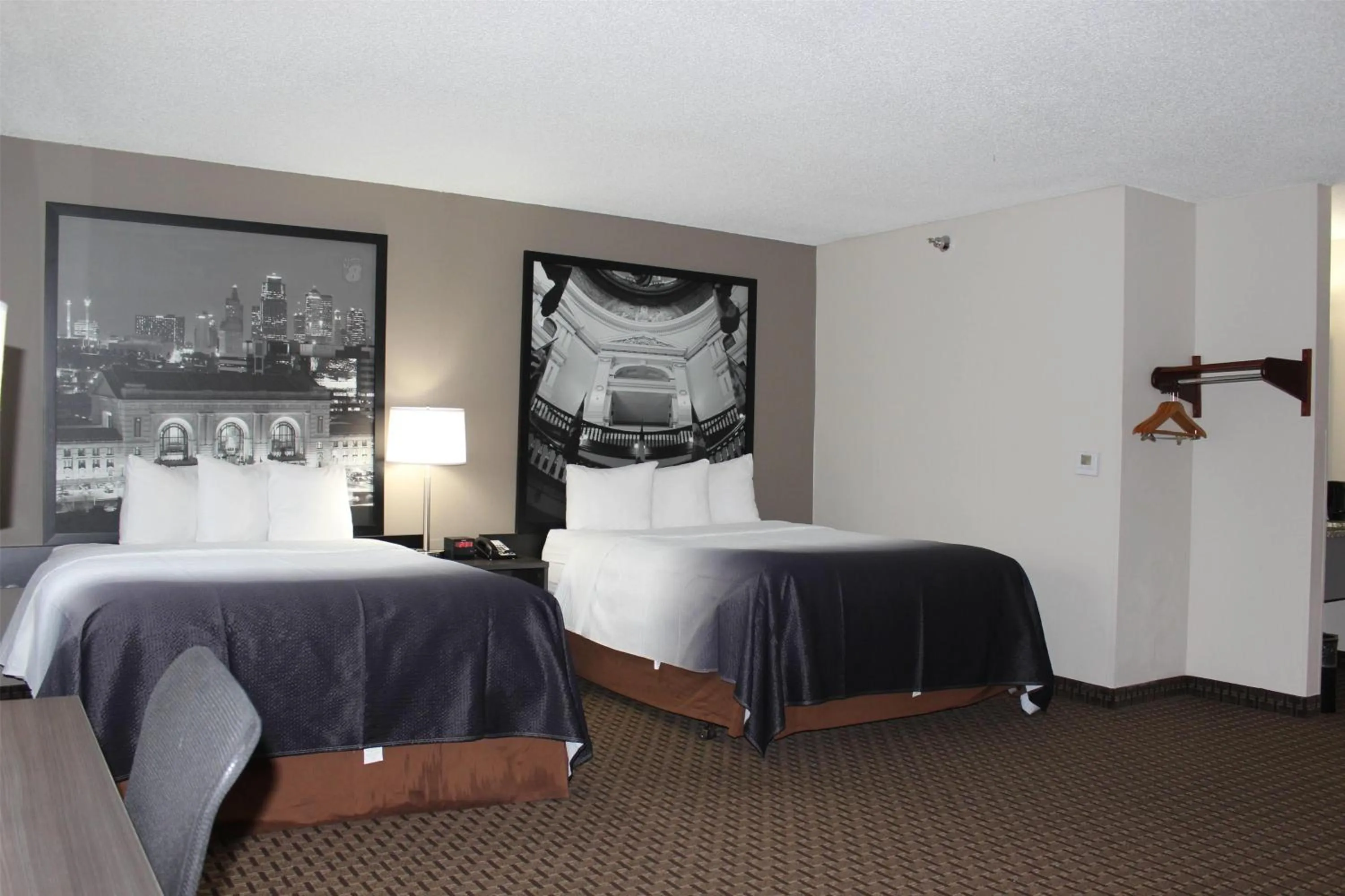 Photo of the whole room, Bed in Super 8 by Wyndham Gardner