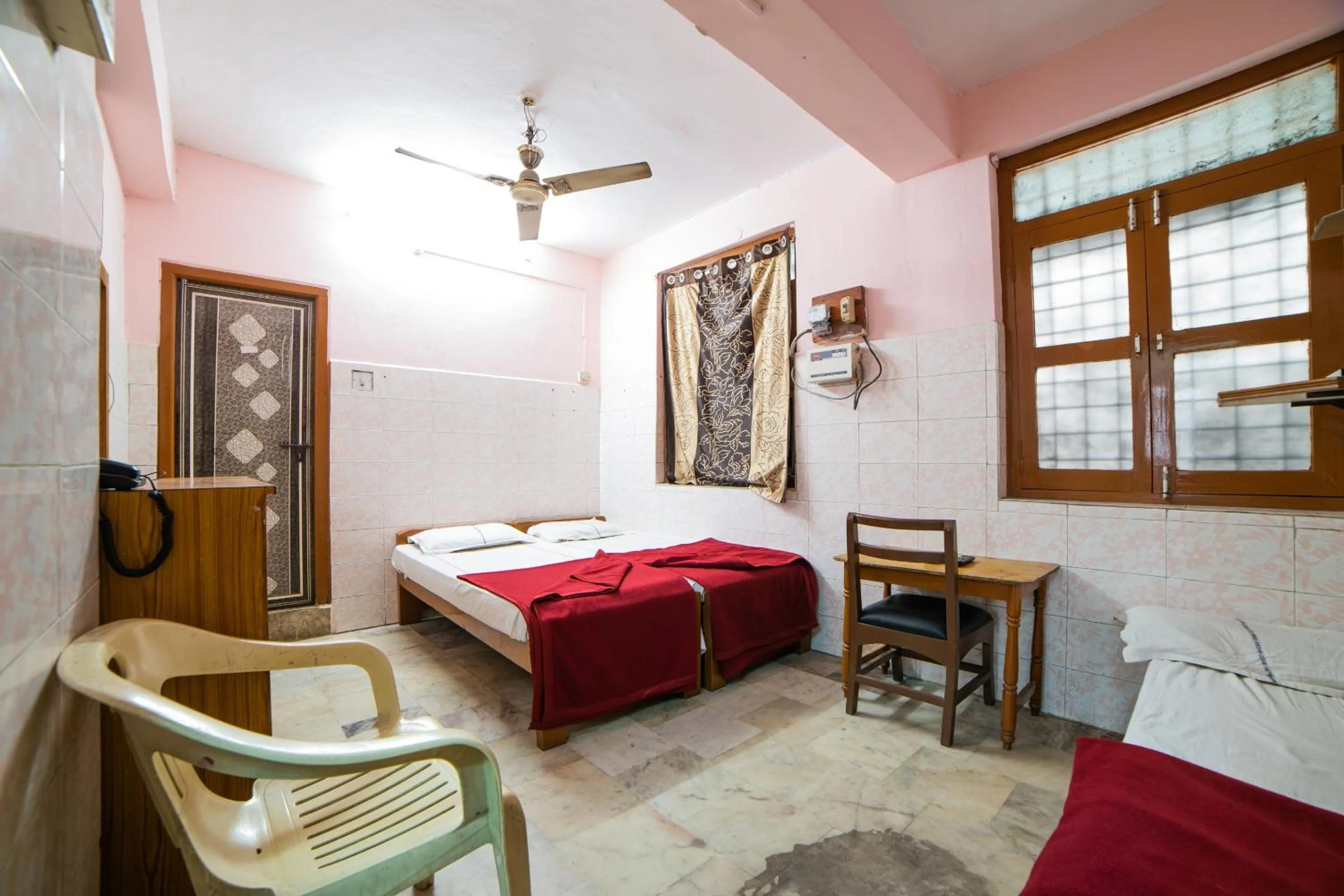 Bedroom, Bed in Hotel O Sree Radha Lodge Near Snow World