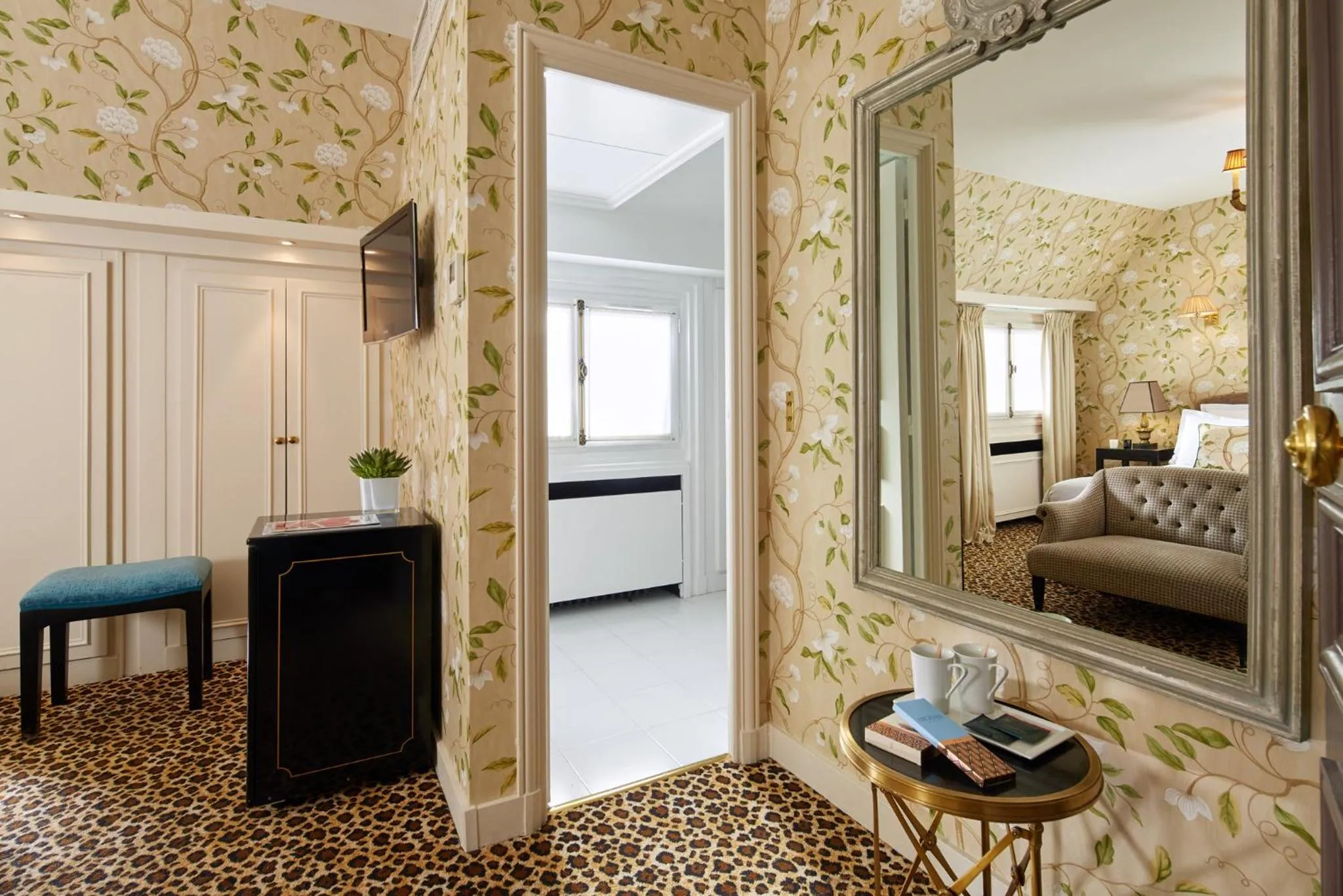 TV and multimedia, Bed in Hotel West-End