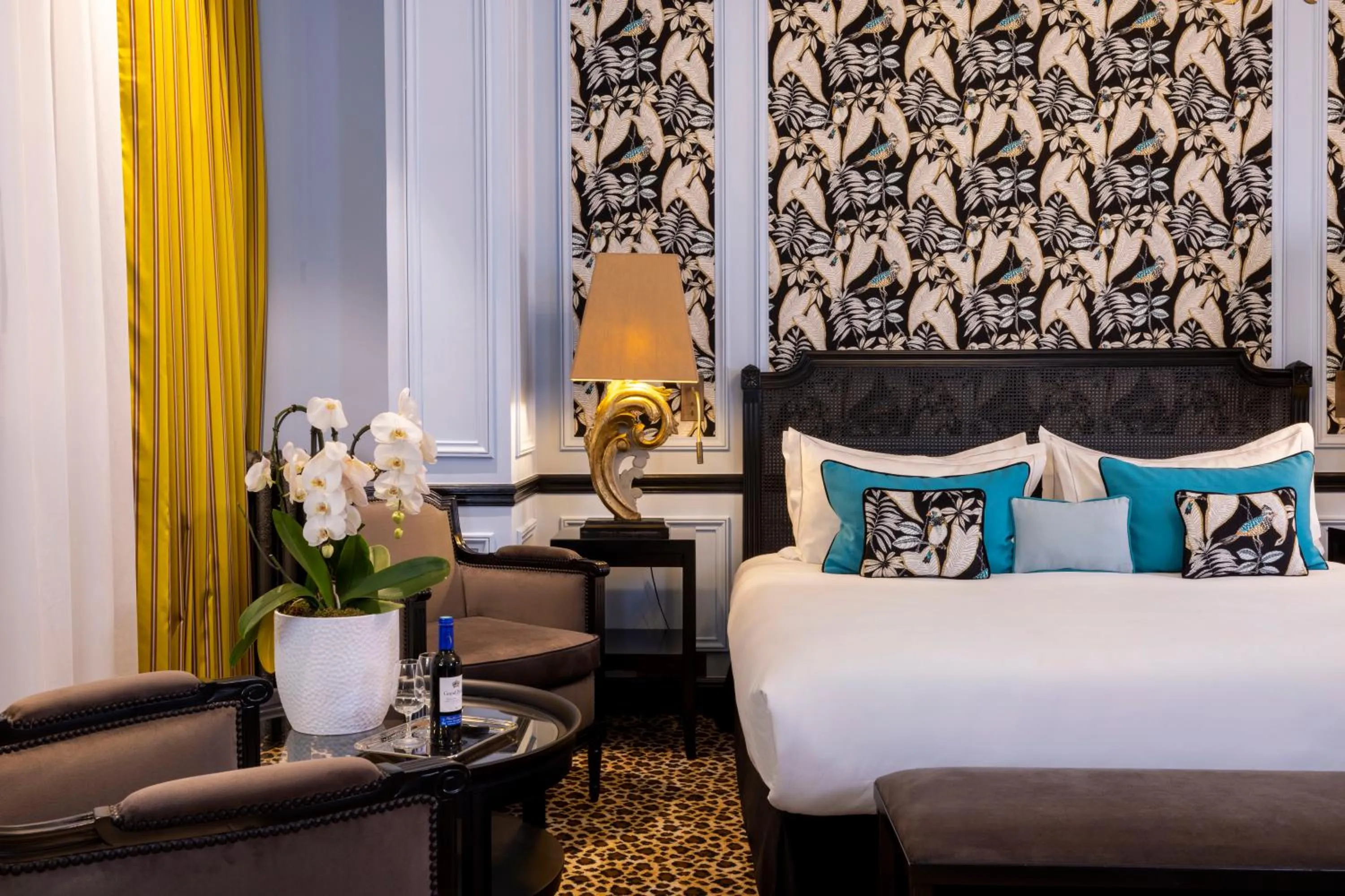 Bedroom, Bed in Hotel West-End