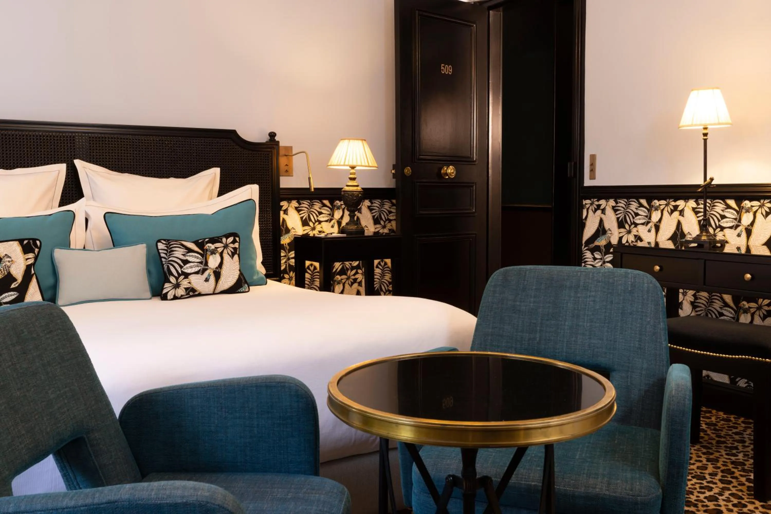 Bedroom, Bed in Hotel West-End