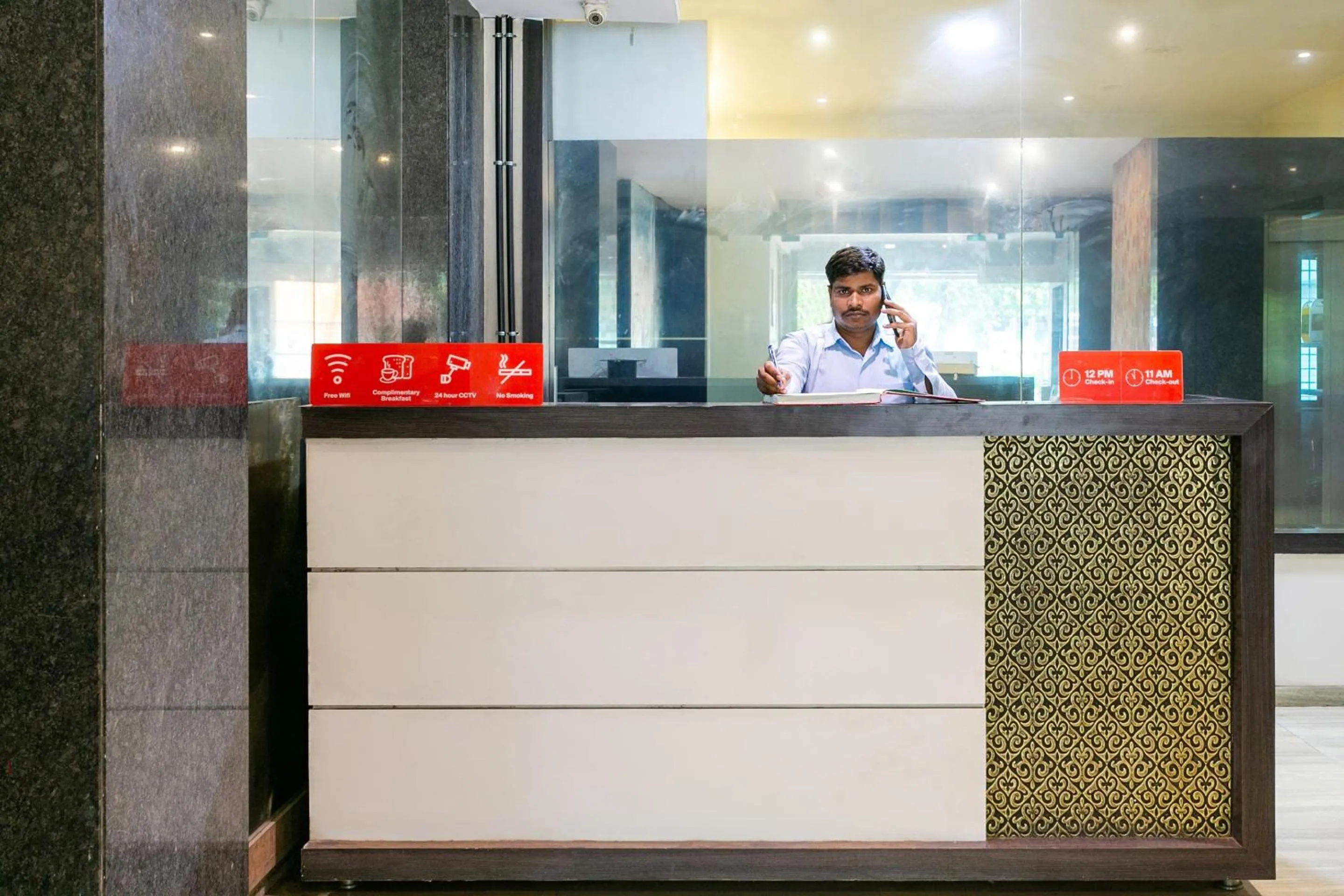 Hotel O Pearl Residency