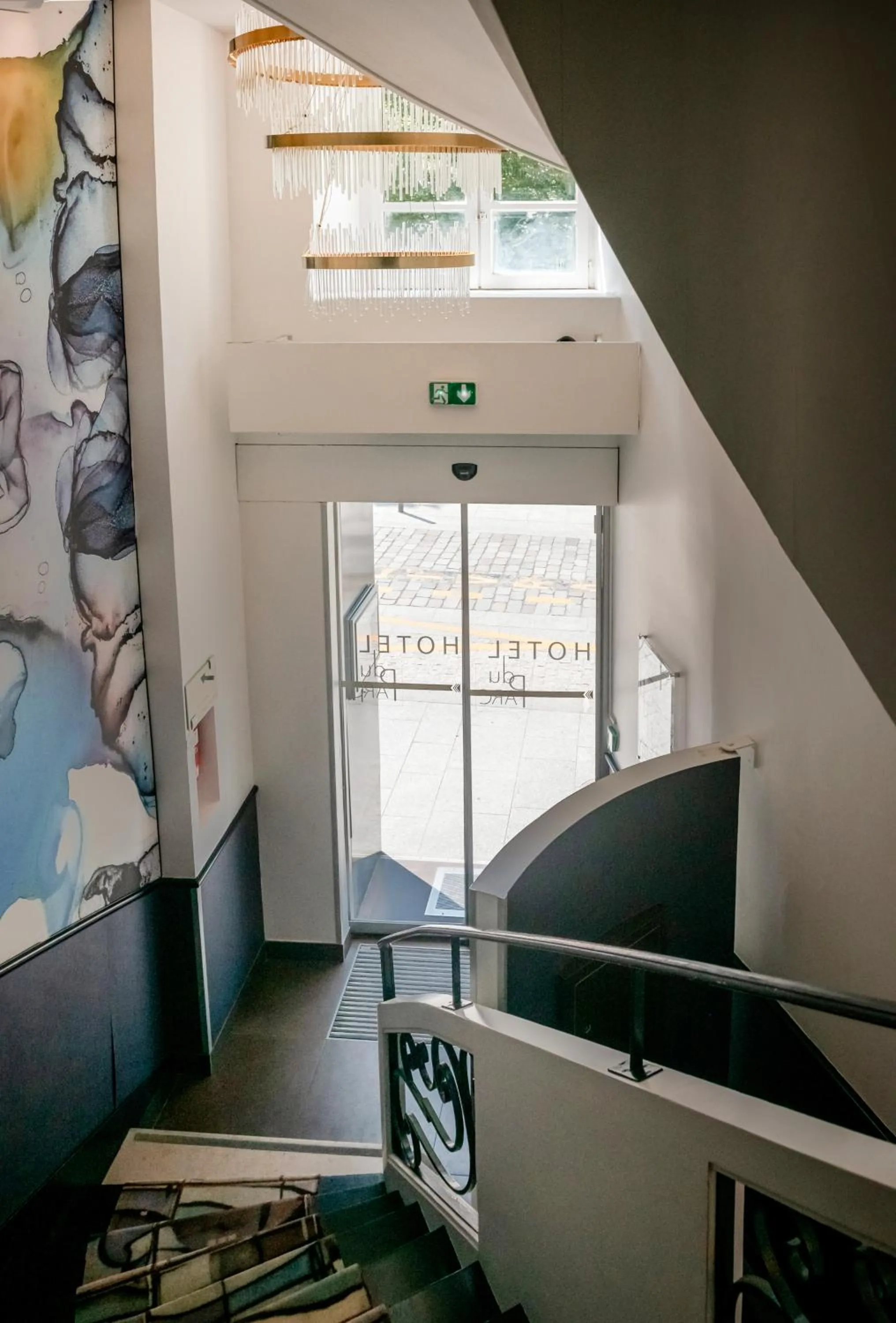 Facade/entrance in Hôtel du Parc Montparnasse