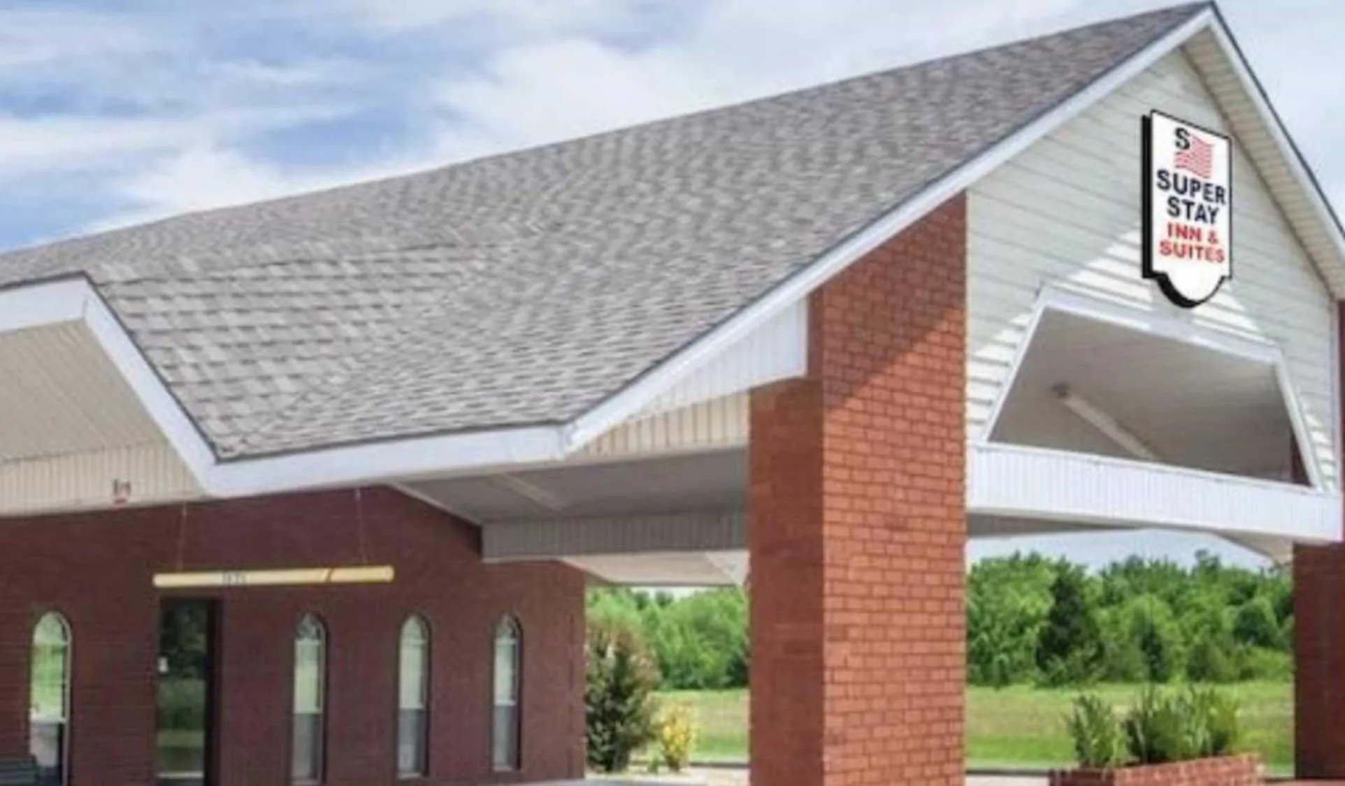 Property Building in Super 8 by Wyndham Muskogee