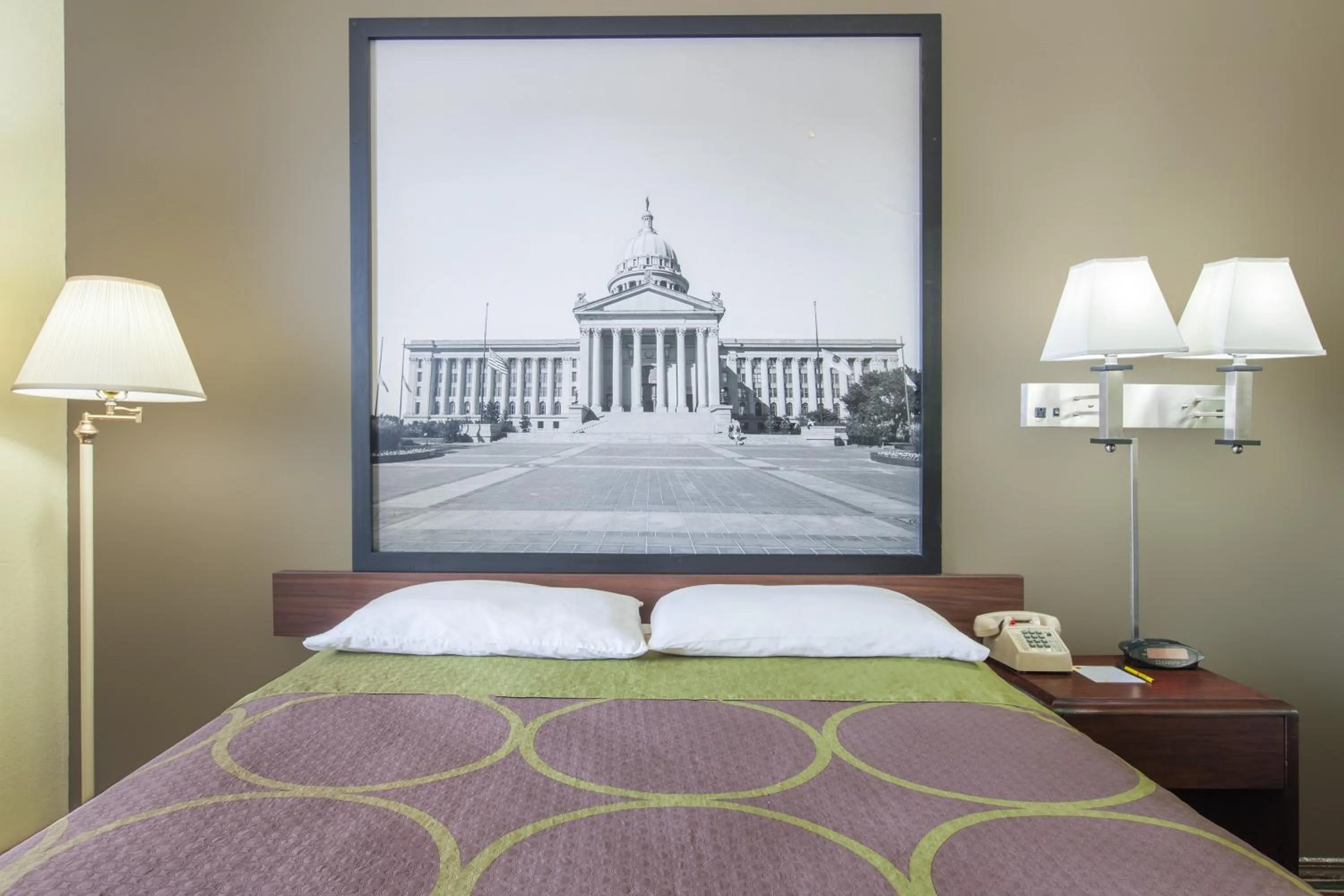 Bedroom, Bed in Super 8 by Wyndham Muskogee