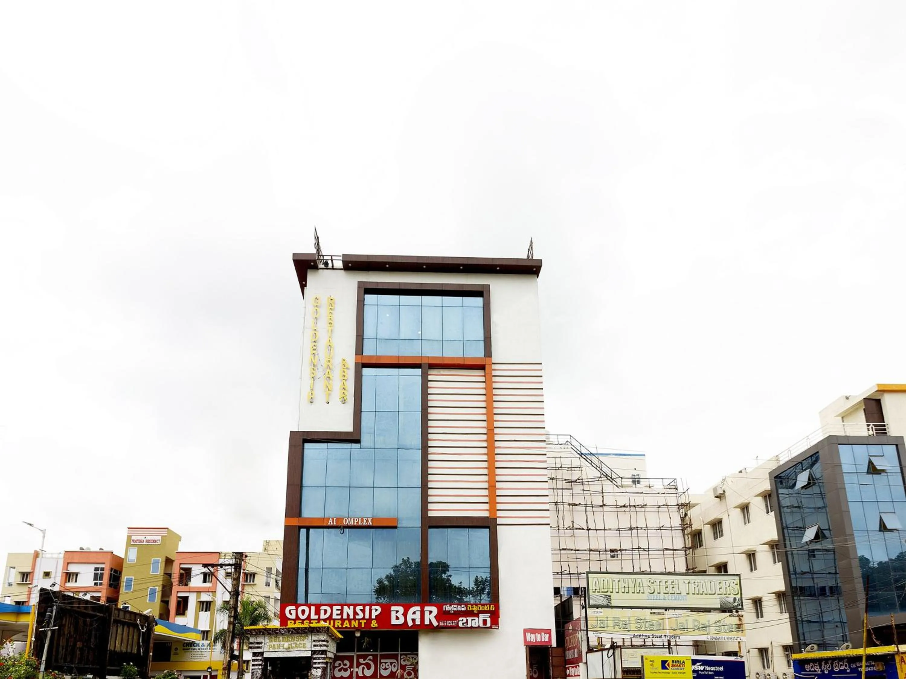 Facade/entrance in Hotel O Alpine Glow Heights