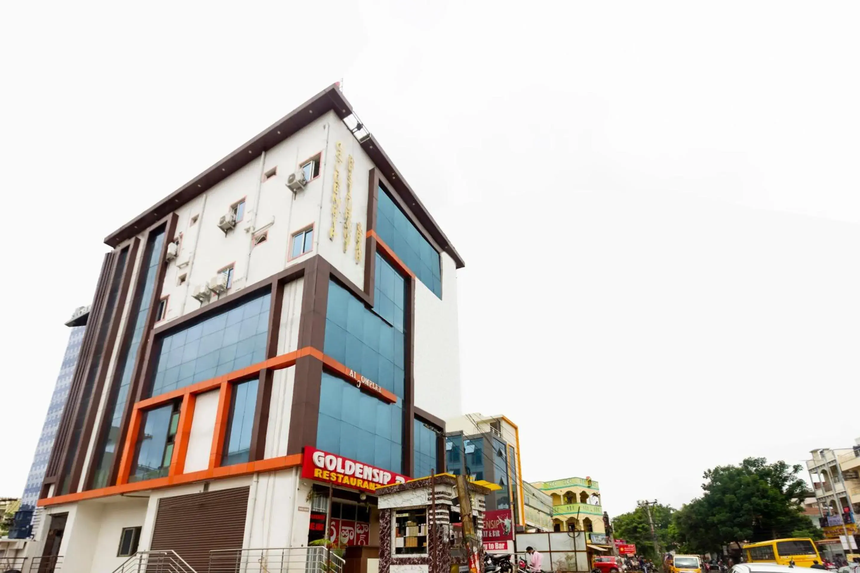 Facade/entrance in Super Hotel O Alpine Glow Heights Facade/entrance in Super Hotel O Alpine Glow Heights