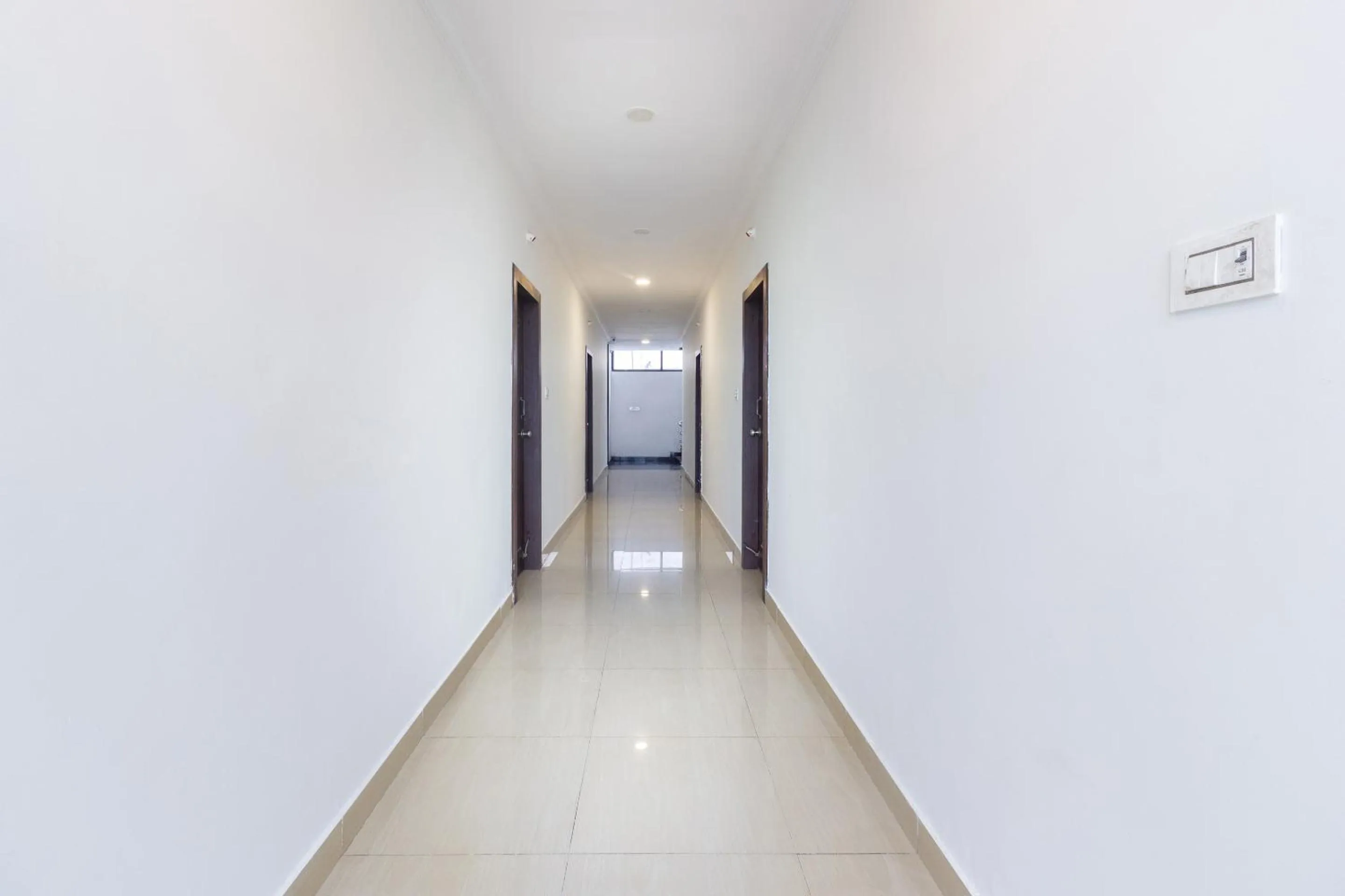 Lobby or reception in Super Hotel O Alpine Glow Heights