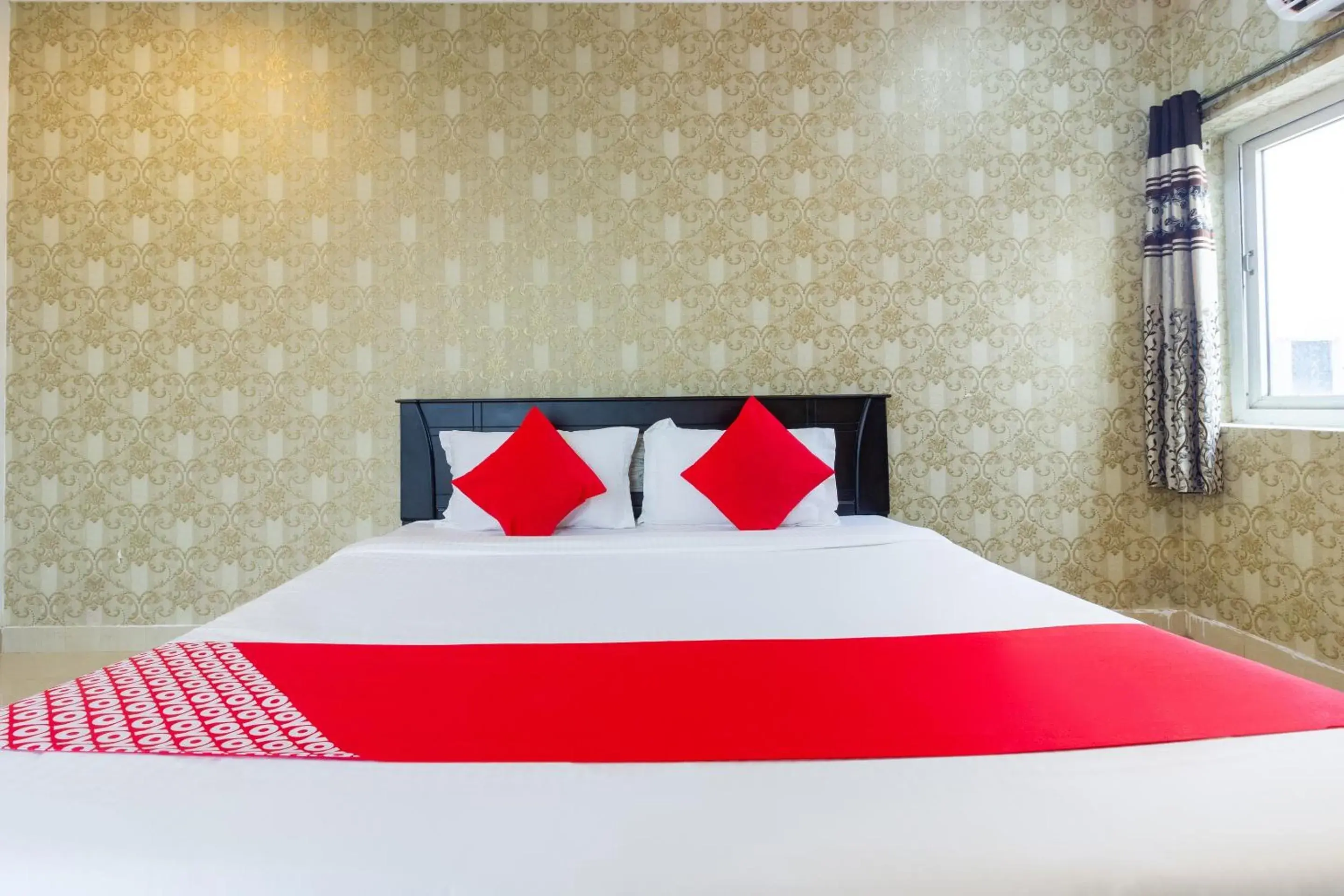 Bedroom, Bed in Super Hotel O Alpine Glow Heights Bedroom, Bed in Super Hotel O Alpine Glow Heights