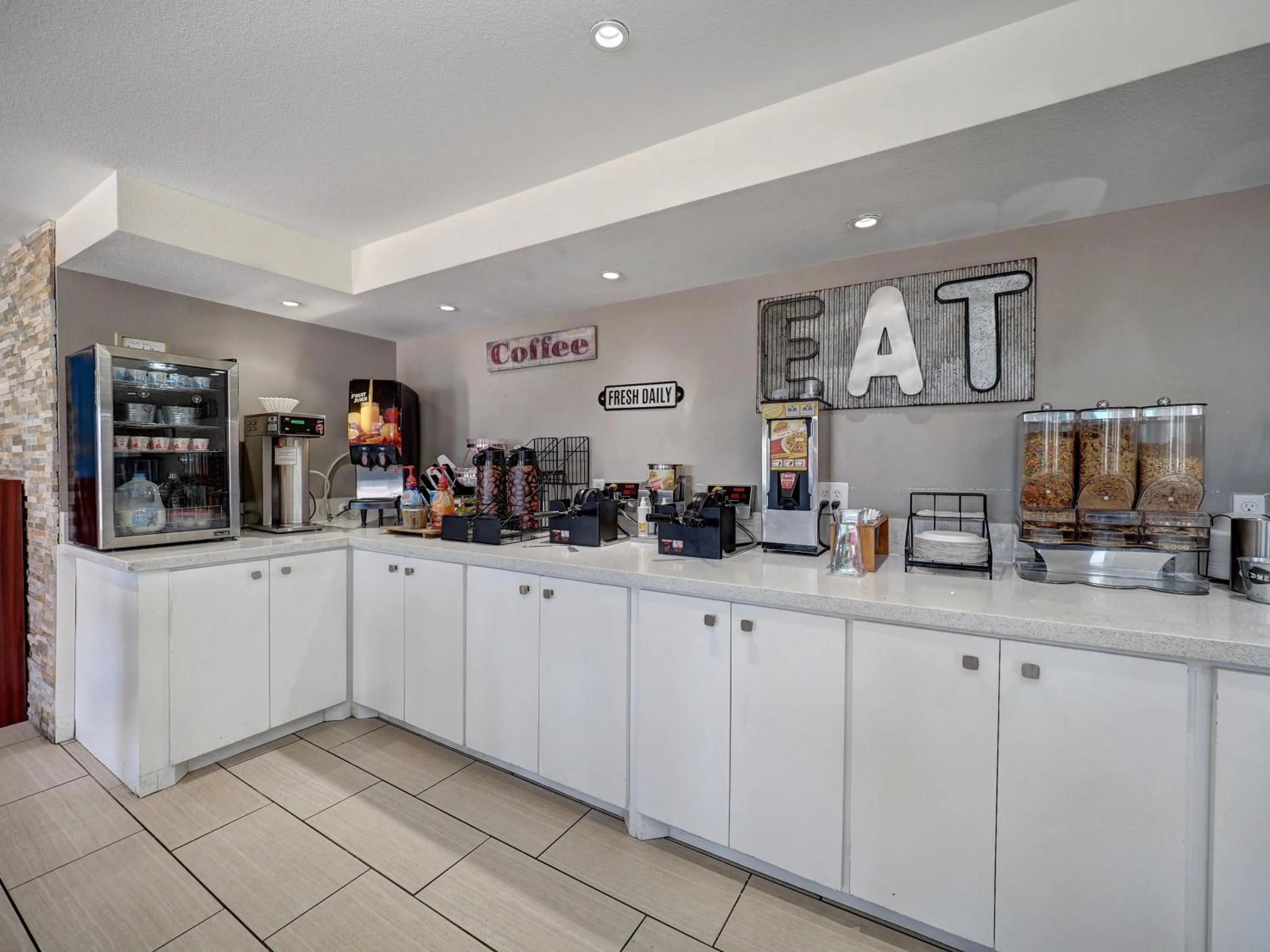 Coffee/tea facilities in Ocean's Edge Hotel, Port Aransas,TX
