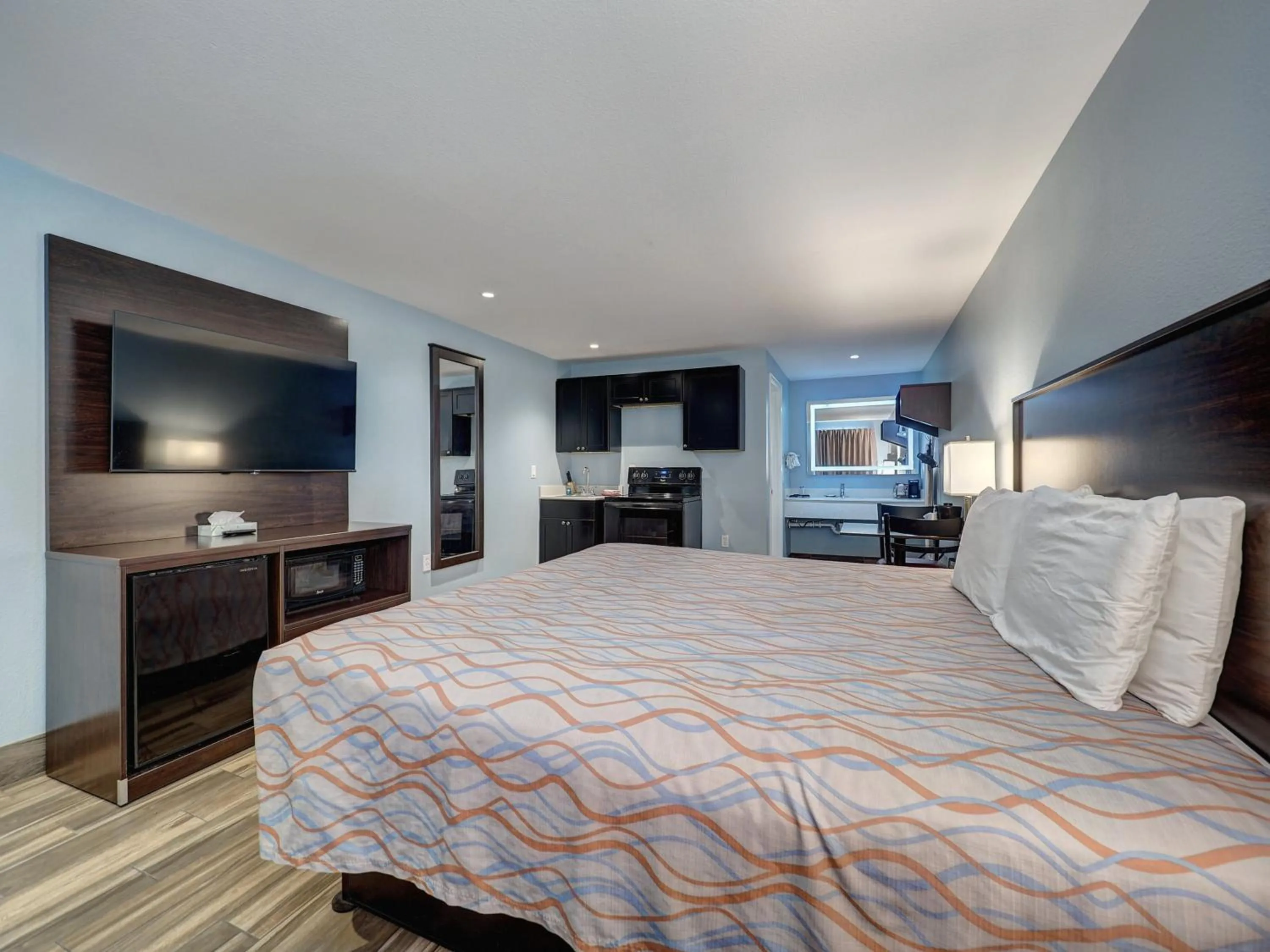 Bed in Ocean's Edge Hotel, Port Aransas,TX