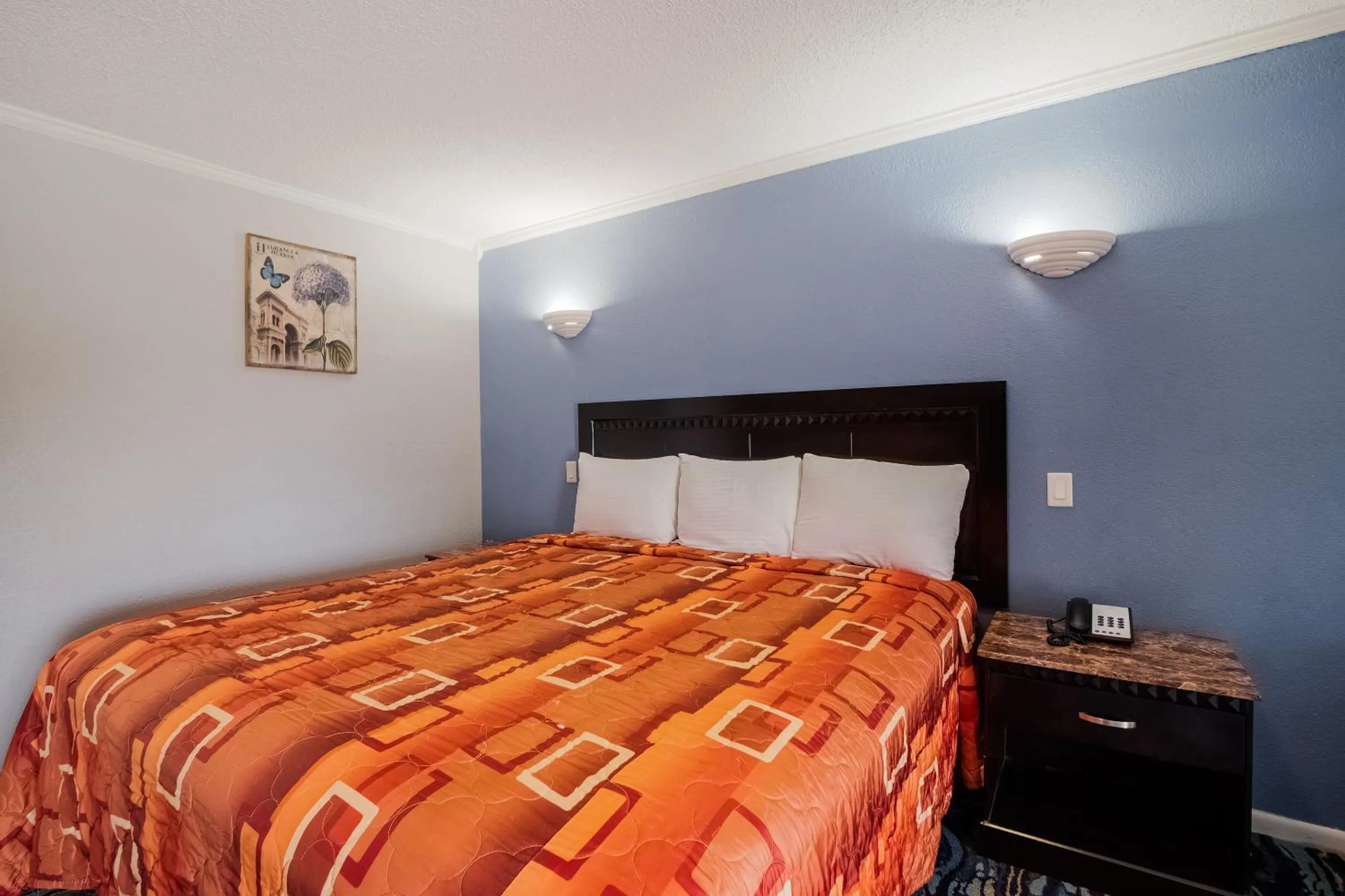 Bedroom in OYO Hotel Houston I-69 & I-610