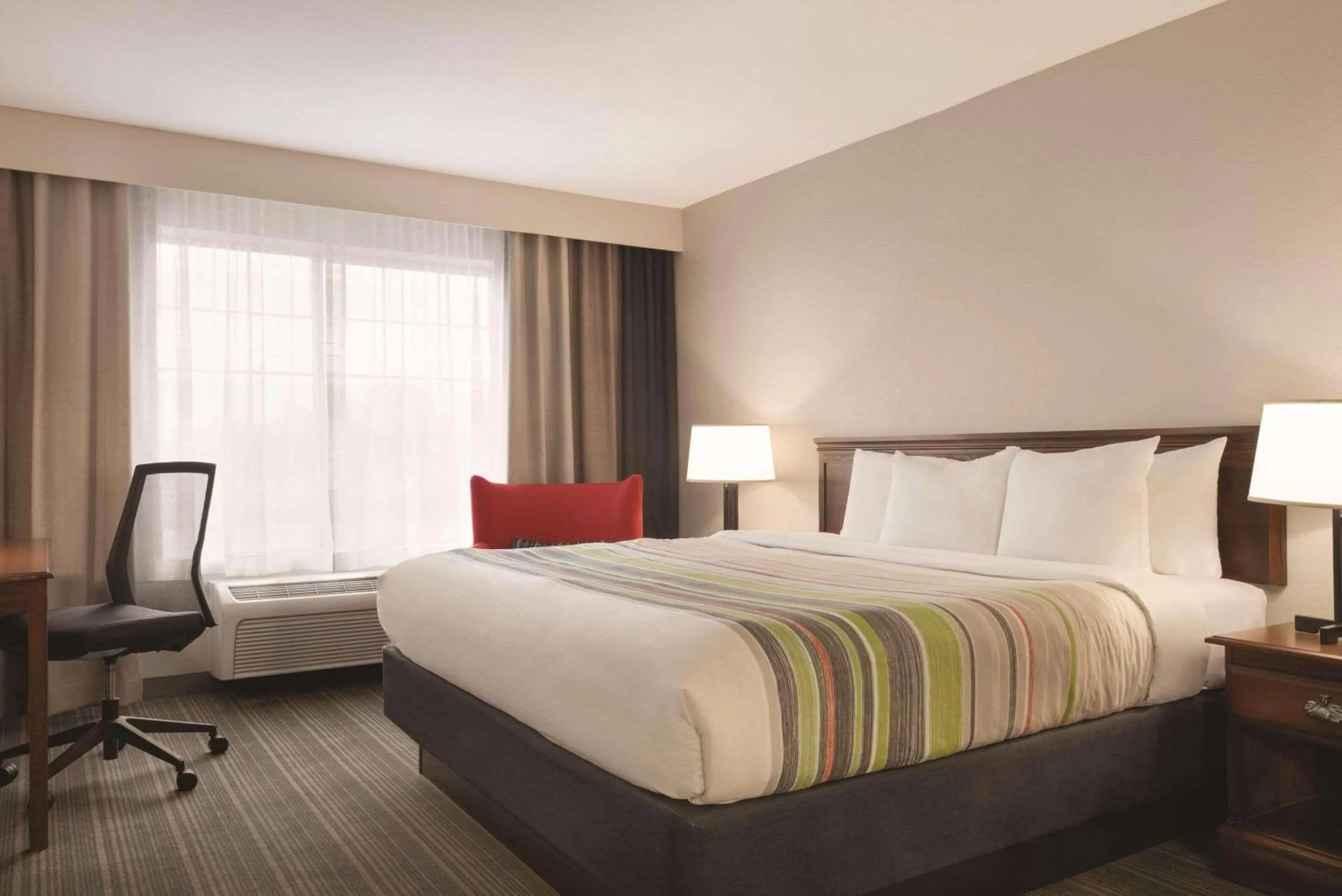 Bedroom, Bed in Country Inn & Suites by Radisson, Michigan City, IN