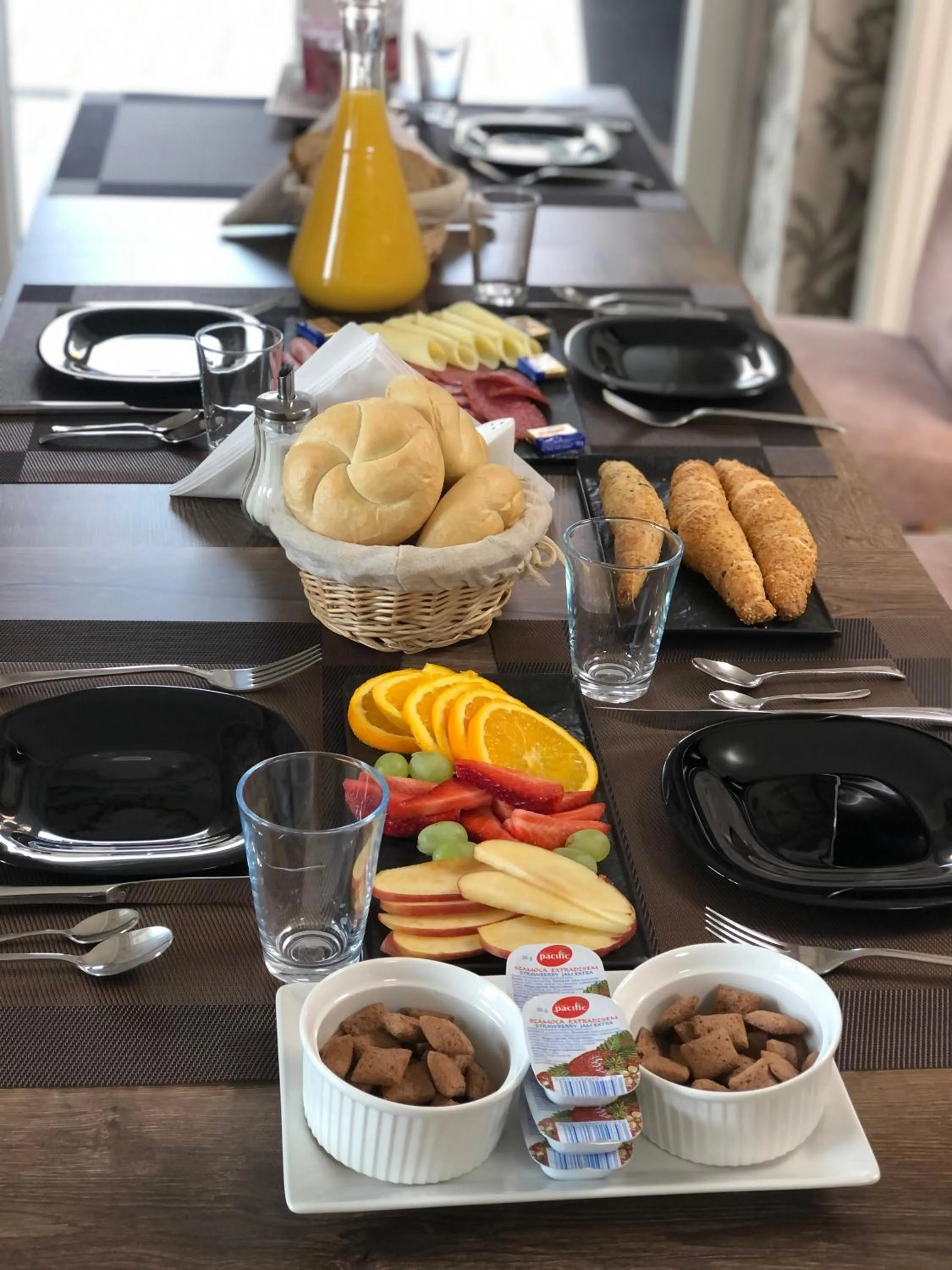 Breakfast in Alenso Guesthouse